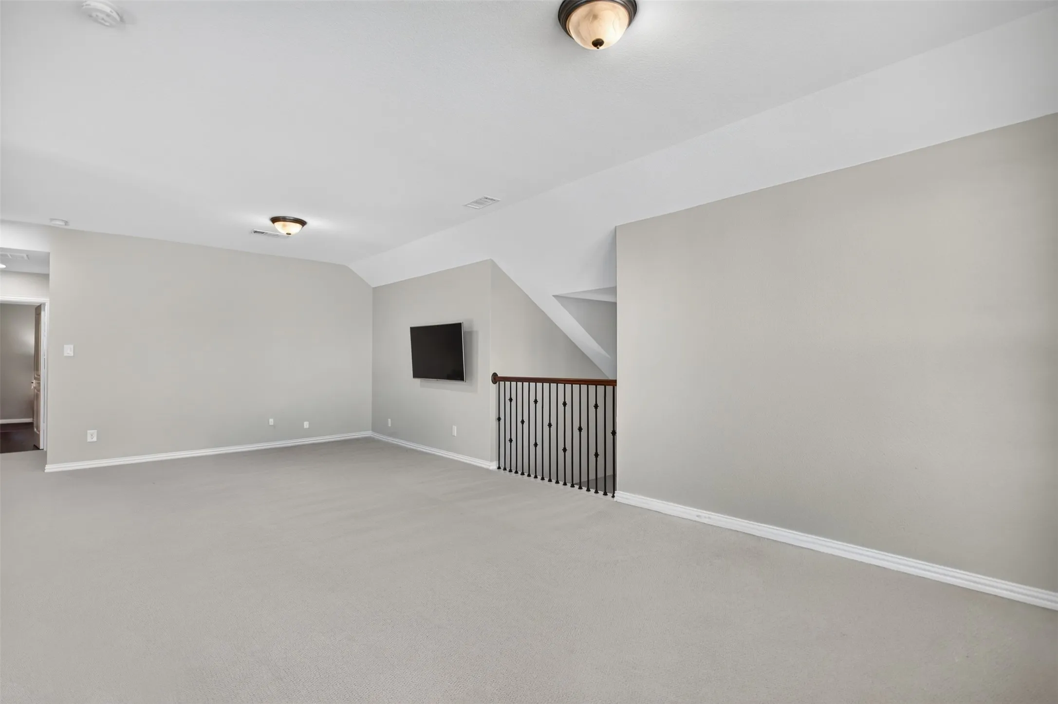 Single Family Residence For Sale in Kaufman County , 1516 Tavistock Road, Forney, Texas 75126, 4 Bedroom, 4 Bathroom, 3 Garage spaces, 3,223 Sqft, built in 2017, mls#21366453, Real Estate Agent in Forney, Homes For Sale in Kaufman county, Homes For Sale in Forney, Realtor in Forney Texas, Real Estate Brokerage Independent Realty Texas, Luminita Cordes Realtor