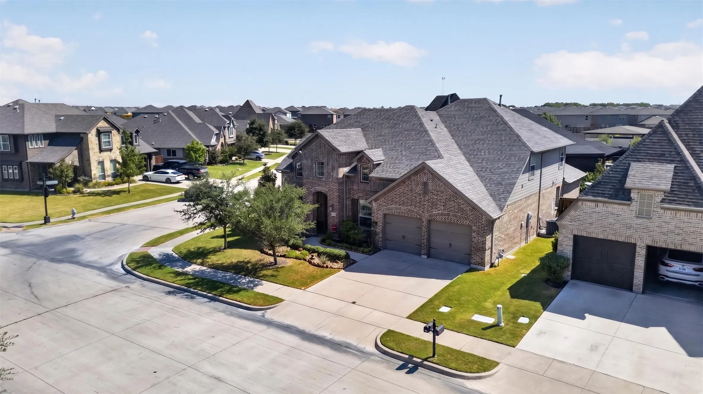 Single Family Residence For Sale in Kaufman County , 1516 Tavistock Road, Forney, Texas 75126, 4 Bedroom, 4 Bathroom, 3 Garage spaces, 3,223 Sqft, built in 2017, mls#21366453, Real Estate Agent in Forney, Homes For Sale in Kaufman county, Homes For Sale in Forney, Realtor in Forney Texas, Real Estate Brokerage Independent Realty Texas, Luminita Cordes Realtor