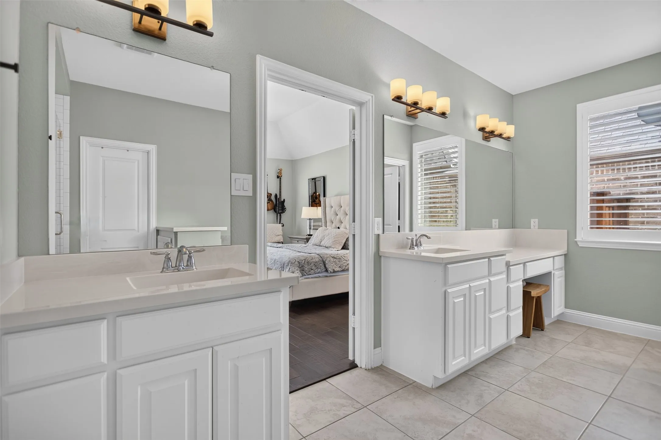 Single Family Residence For Sale in Kaufman County , 1516 Tavistock Road, Forney, Texas 75126, 4 Bedroom, 4 Bathroom, 3 Garage spaces, 3,223 Sqft, built in 2017, mls#21366453, Real Estate Agent in Forney, Homes For Sale in Kaufman county, Homes For Sale in Forney, Realtor in Forney Texas, Real Estate Brokerage Independent Realty Texas, Luminita Cordes Realtor