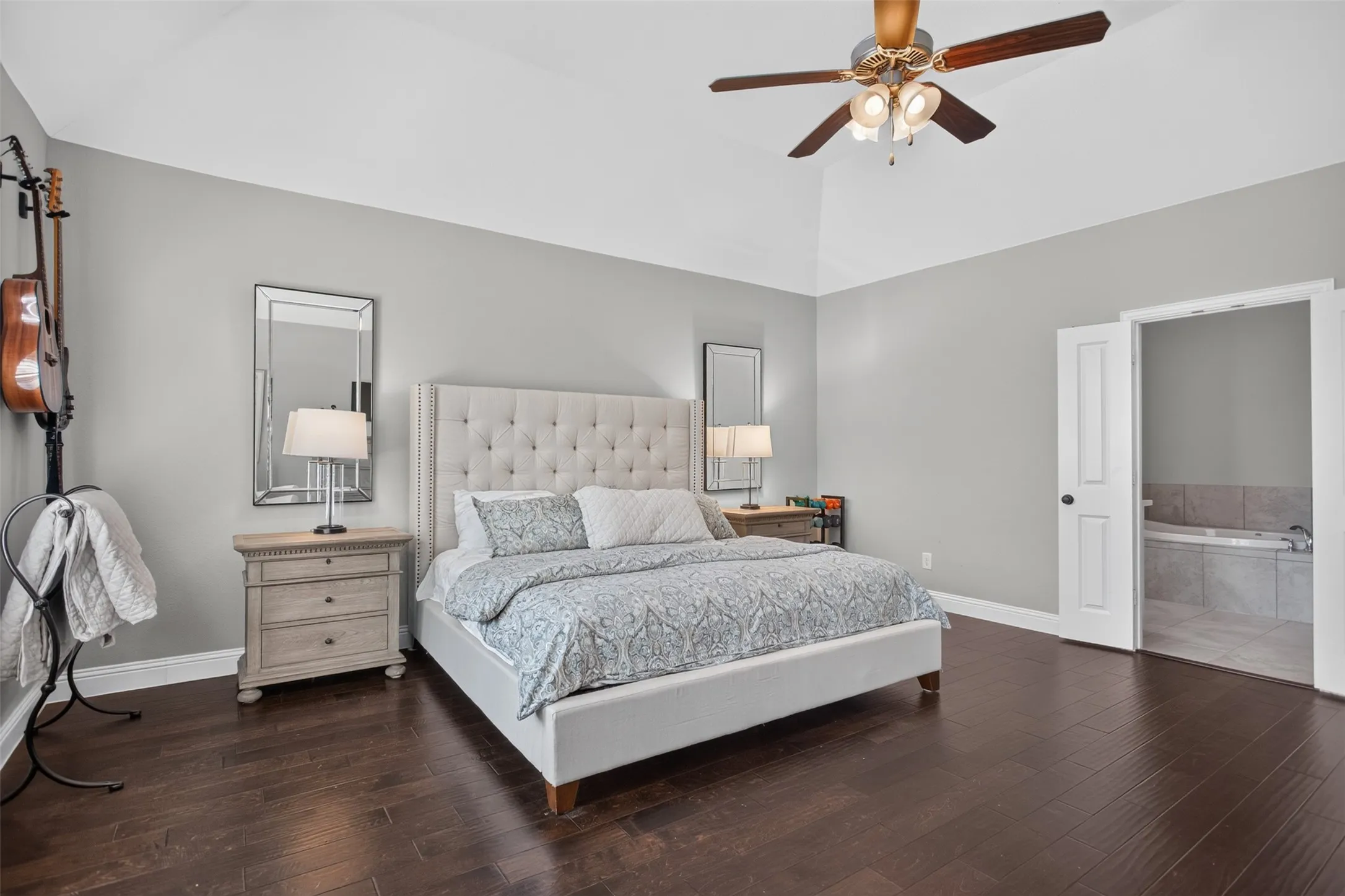 Single Family Residence For Sale in Kaufman County , 1516 Tavistock Road, Forney, Texas 75126, 4 Bedroom, 4 Bathroom, 3 Garage spaces, 3,223 Sqft, built in 2017, mls#21366453, Real Estate Agent in Forney, Homes For Sale in Kaufman county, Homes For Sale in Forney, Realtor in Forney Texas, Real Estate Brokerage Independent Realty Texas, Luminita Cordes Realtor