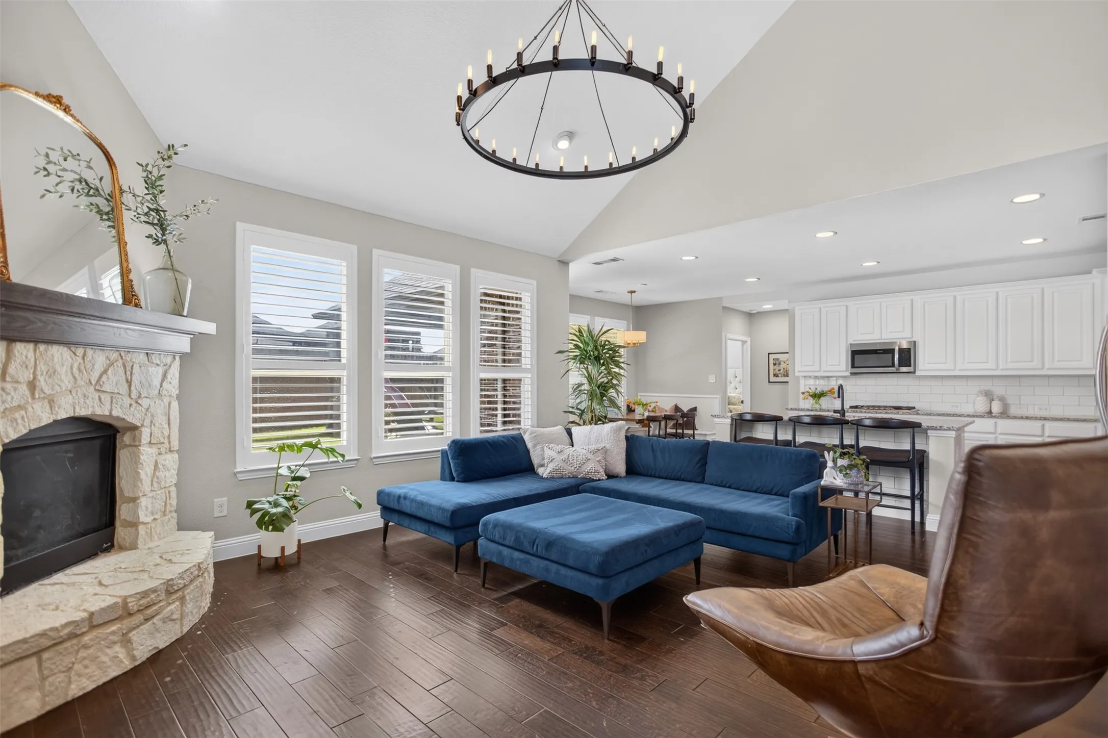 Single Family Residence For Sale in Kaufman County , 1516 Tavistock Road, Forney, Texas 75126, 4 Bedroom, 4 Bathroom, 3 Garage spaces, 3,223 Sqft, built in 2017, mls#21366453, Real Estate Agent in Forney, Homes For Sale in Kaufman county, Homes For Sale in Forney, Realtor in Forney Texas, Real Estate Brokerage Independent Realty Texas, Luminita Cordes Realtor