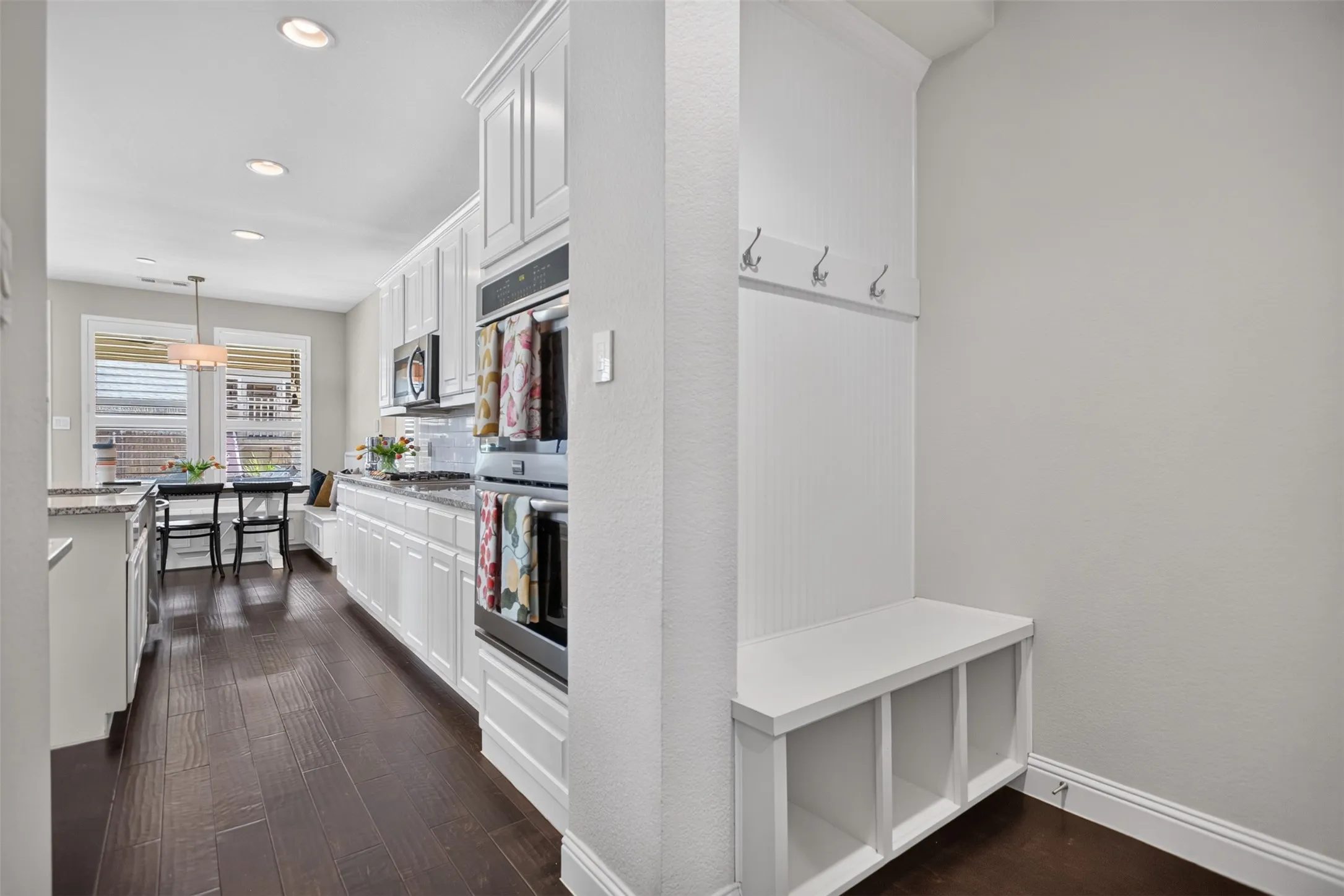 Single Family Residence For Sale in Kaufman County , 1516 Tavistock Road, Forney, Texas 75126, 4 Bedroom, 4 Bathroom, 3 Garage spaces, 3,223 Sqft, built in 2017, mls#21366453, Real Estate Agent in Forney, Homes For Sale in Kaufman county, Homes For Sale in Forney, Realtor in Forney Texas, Real Estate Brokerage Independent Realty Texas, Luminita Cordes Realtor