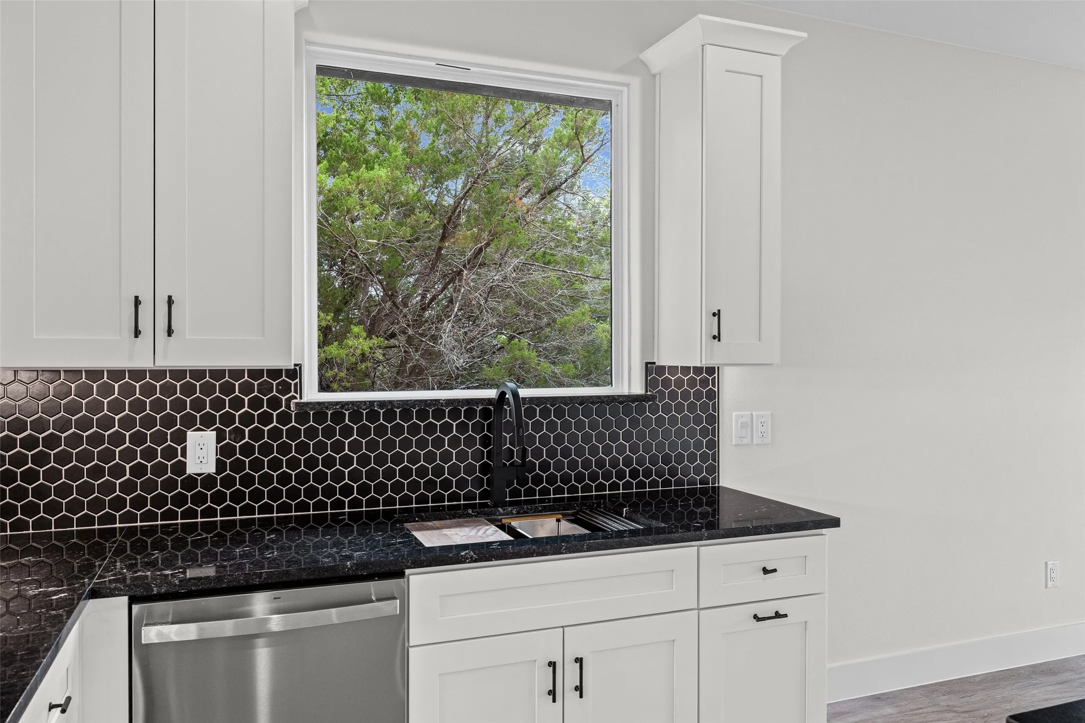 Single Family Residence For Sale in Hood County , 2712 Steepleridge Circle, Granbury, Texas 76048, 3 Bedroom, 2 Bathroom, 2 Garage spaces, 1,723 Sqft, built in 2026, mls#21366754, Real Estate Agent in Granbury, Homes For Sale in Hood county, Homes For Sale in Granbury, Realtor in Granbury Texas, Real Estate Brokerage Independent Realty Texas, Luminita Cordes Realtor
