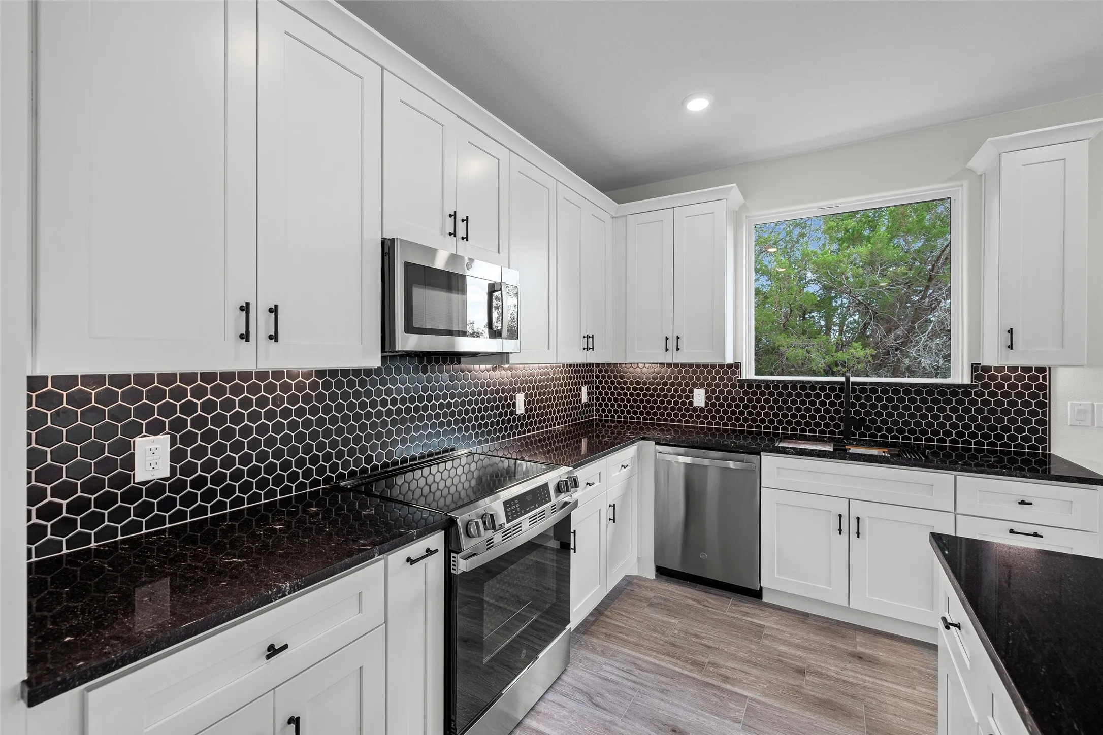 Single Family Residence For Sale in Hood County , 2712 Steepleridge Circle, Granbury, Texas 76048, 3 Bedroom, 2 Bathroom, 2 Garage spaces, 1,723 Sqft, built in 2026, mls#21366754, Real Estate Agent in Granbury, Homes For Sale in Hood county, Homes For Sale in Granbury, Realtor in Granbury Texas, Real Estate Brokerage Independent Realty Texas, Luminita Cordes Realtor