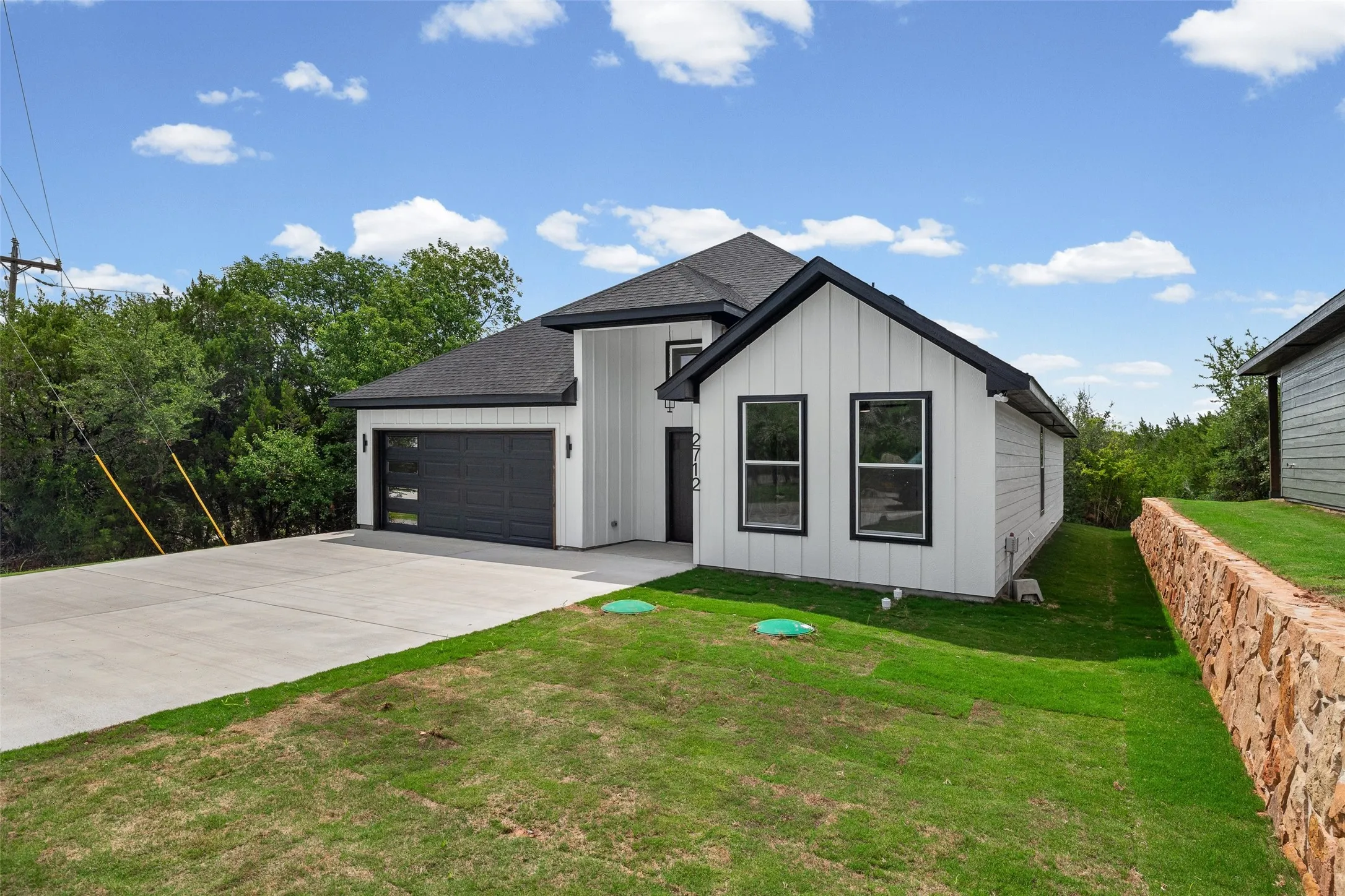 Single Family Residence For Sale in Hood County , 2712 Steepleridge Circle, Granbury, Texas 76048, 3 Bedroom, 2 Bathroom, 2 Garage spaces, 1,723 Sqft, built in 2026, mls#21366754, Real Estate Agent in Granbury, Homes For Sale in Hood county, Homes For Sale in Granbury, Realtor in Granbury Texas, Real Estate Brokerage Independent Realty Texas, Luminita Cordes Realtor