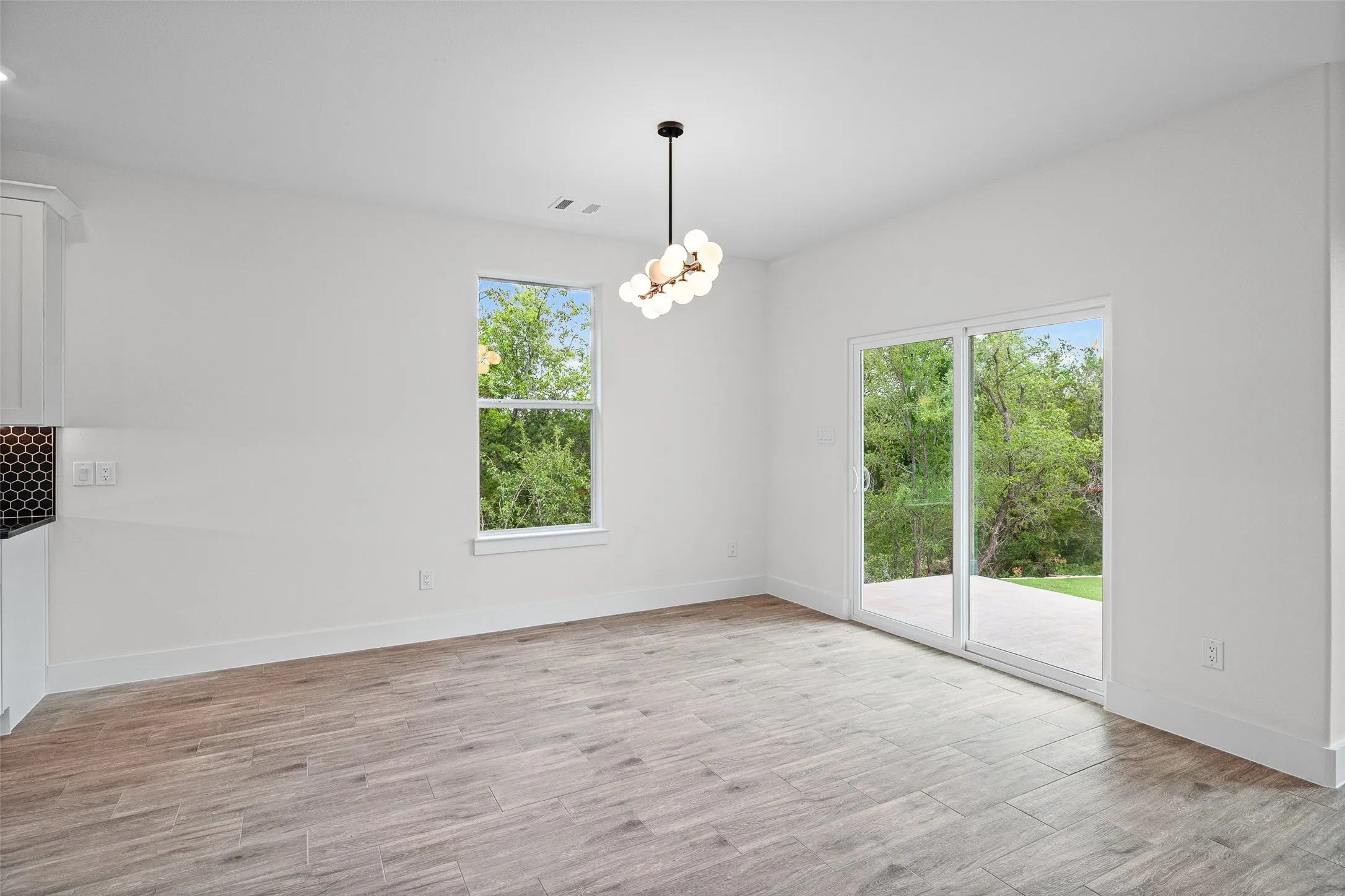 Single Family Residence For Sale in Hood County , 2712 Steepleridge Circle, Granbury, Texas 76048, 3 Bedroom, 2 Bathroom, 2 Garage spaces, 1,723 Sqft, built in 2026, mls#21366754, Real Estate Agent in Granbury, Homes For Sale in Hood county, Homes For Sale in Granbury, Realtor in Granbury Texas, Real Estate Brokerage Independent Realty Texas, Luminita Cordes Realtor