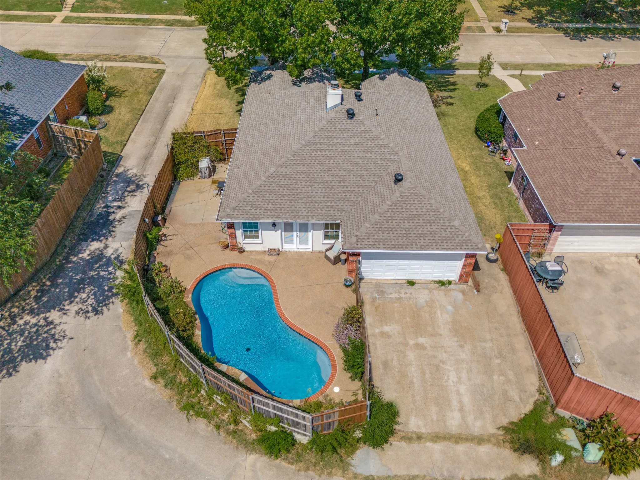 Single Family Residence For Sale in Dallas County , 2922 Andrea Lane, Garland, Texas 75040, 3 Bedroom, 2 Bathroom, 2 Garage spaces, 1,635 Sqft, built in 1992, mls#21360603, Real Estate Agent in Garland, Homes For Sale in Dallas county, Homes For Sale in Garland, Realtor in Garland Texas, Real Estate Brokerage Independent Realty Texas, Luminita Cordes Realtor