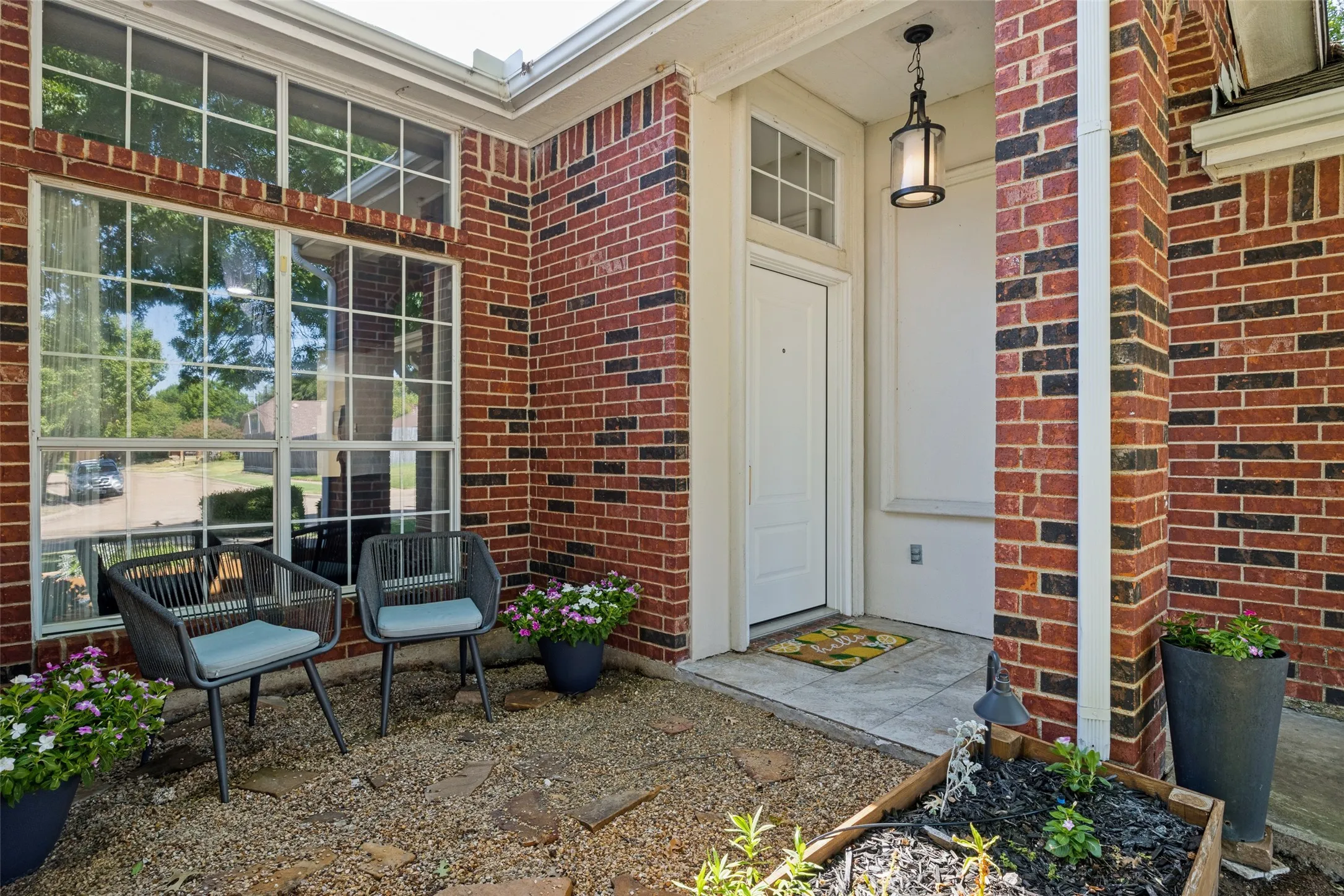 Single Family Residence For Sale in Dallas County , 2922 Andrea Lane, Garland, Texas 75040, 3 Bedroom, 2 Bathroom, 2 Garage spaces, 1,635 Sqft, built in 1992, mls#21360603, Real Estate Agent in Garland, Homes For Sale in Dallas county, Homes For Sale in Garland, Realtor in Garland Texas, Real Estate Brokerage Independent Realty Texas, Luminita Cordes Realtor