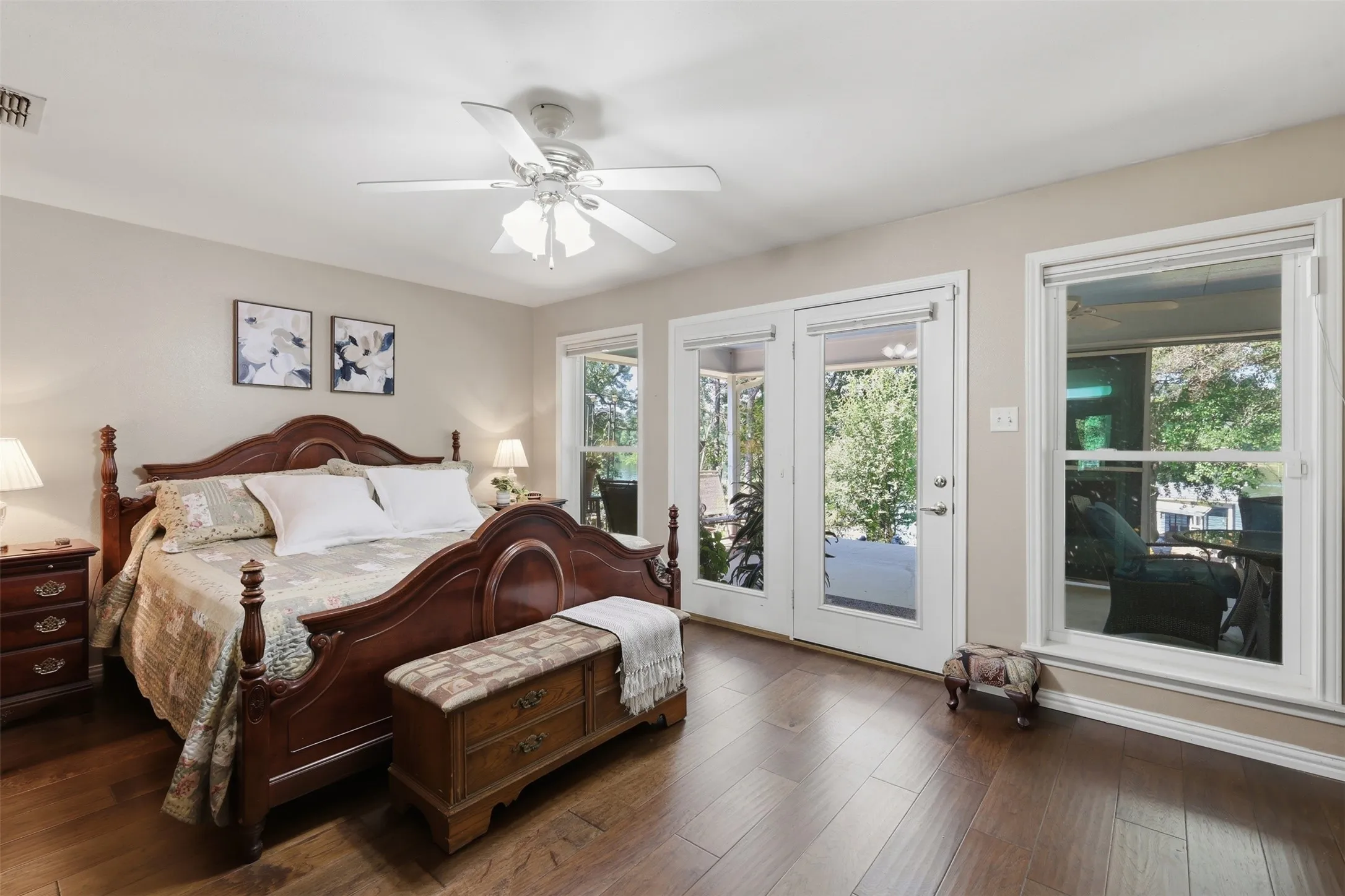Single Family Residence For Sale in Camp County , 190 County Road 2452, Leesburg, Texas 75451, 3 Bedroom, 2 Bathroom, 3 Garage spaces, 1,938 Sqft, built in 2000, Price $699,000, mls#21235283, Real Estate Agent in Leesburg, Homes For Sale in Camp county, Homes For Sale in Leesburg, Realtor in Leesburg Texas, Real Estate Brokerage Independent Realty Texas, Luminita Cordes Realtor