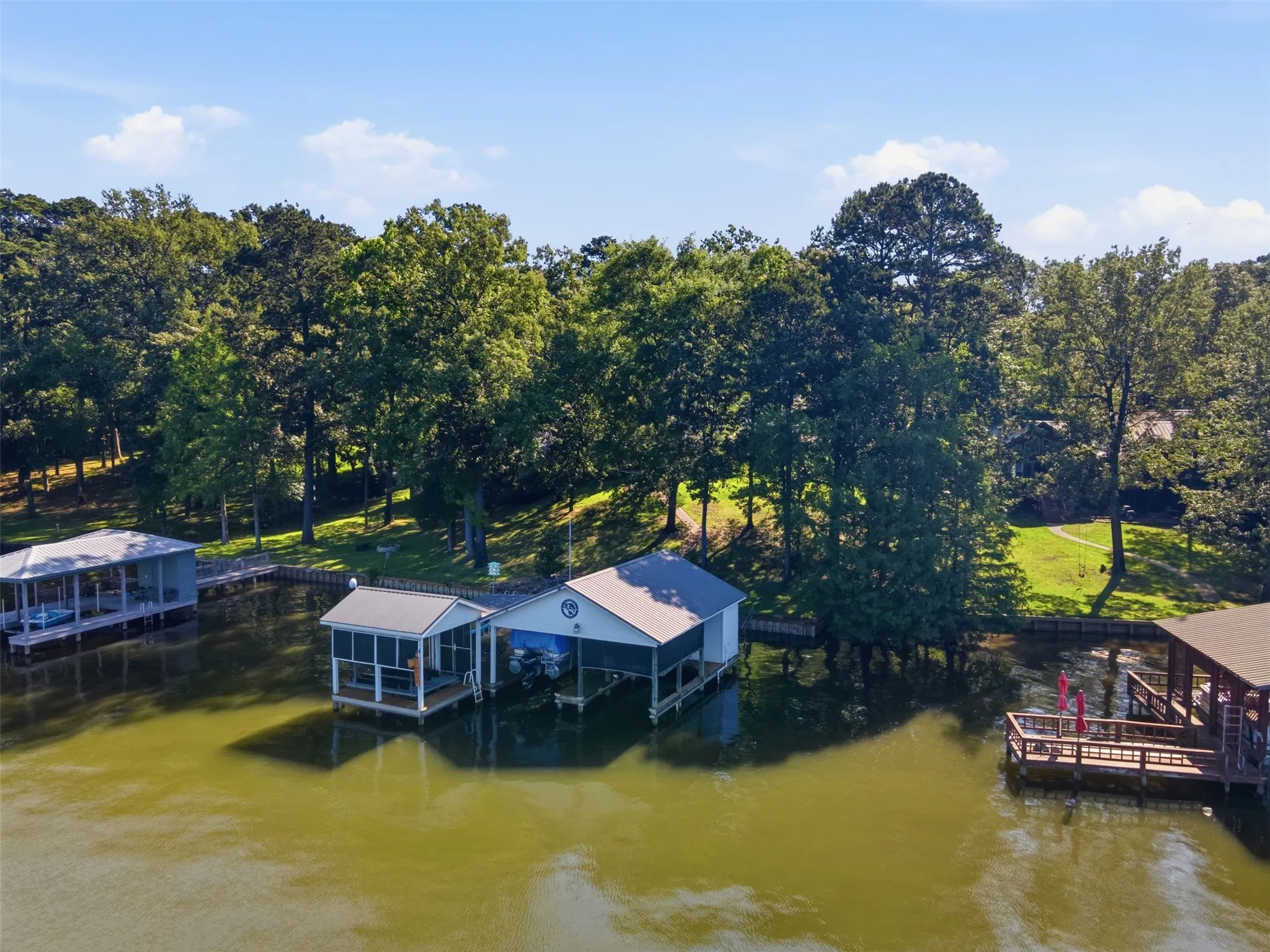 Single Family Residence For Sale in Camp County , 190 County Road 2452, Leesburg, Texas 75451, 3 Bedroom, 2 Bathroom, 3 Garage spaces, 1,938 Sqft, built in 2000, Price $699,000, mls#21235283, Real Estate Agent in Leesburg, Homes For Sale in Camp county, Homes For Sale in Leesburg, Realtor in Leesburg Texas, Real Estate Brokerage Independent Realty Texas, Luminita Cordes Realtor