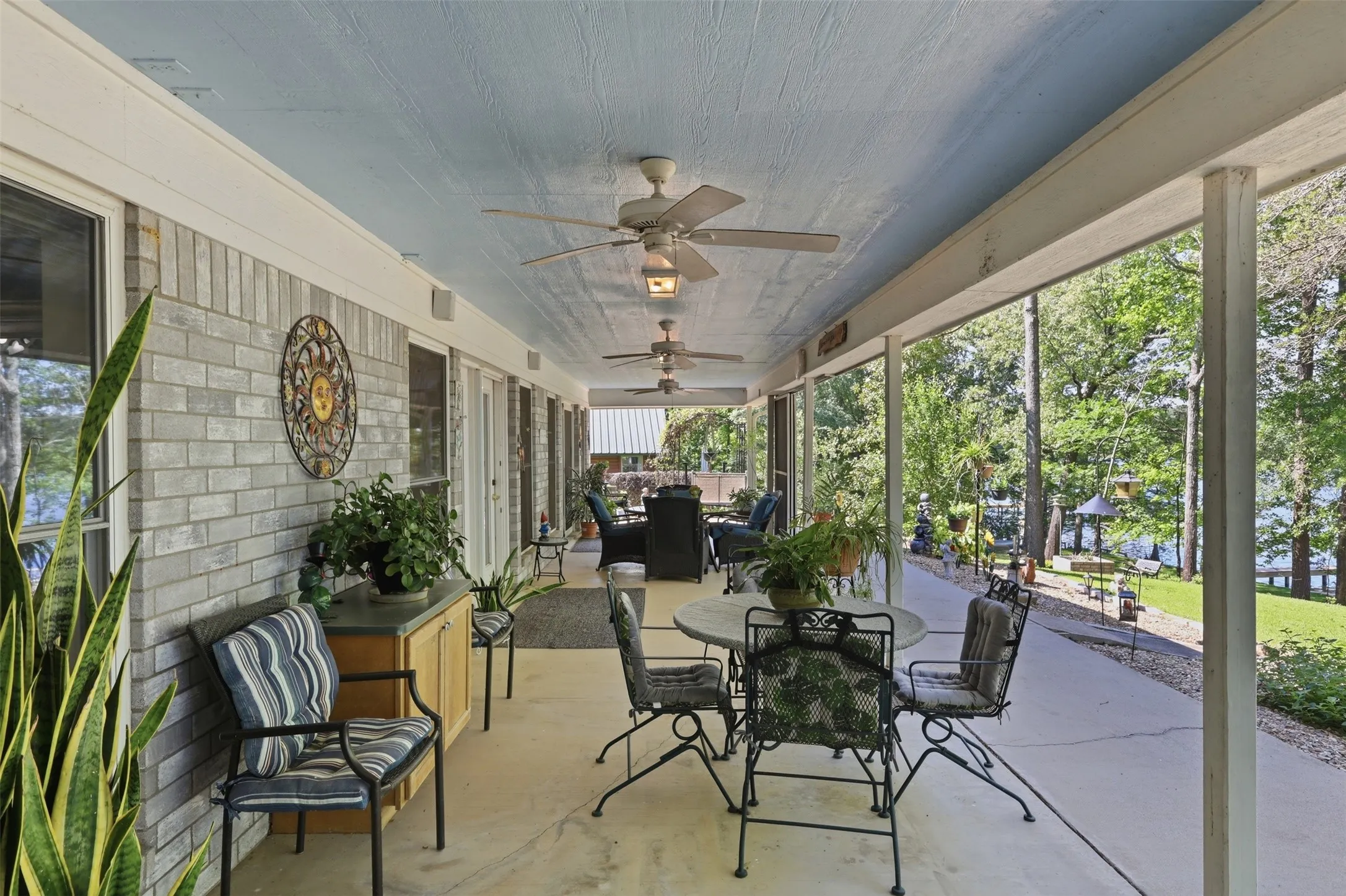 Single Family Residence For Sale in Camp County , 190 County Road 2452, Leesburg, Texas 75451, 3 Bedroom, 2 Bathroom, 3 Garage spaces, 1,938 Sqft, built in 2000, Price $699,000, mls#21235283, Real Estate Agent in Leesburg, Homes For Sale in Camp county, Homes For Sale in Leesburg, Realtor in Leesburg Texas, Real Estate Brokerage Independent Realty Texas, Luminita Cordes Realtor