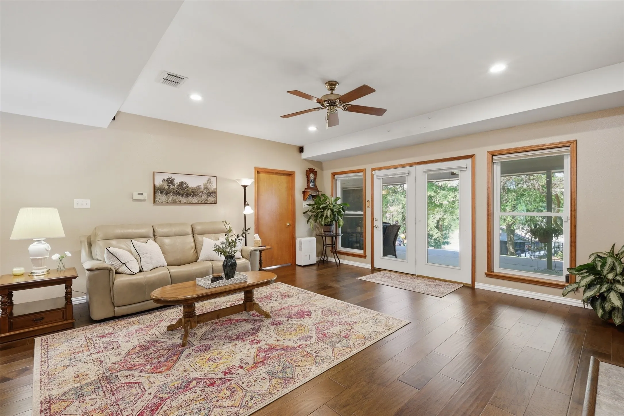 Single Family Residence For Sale in Camp County , 190 County Road 2452, Leesburg, Texas 75451, 3 Bedroom, 2 Bathroom, 3 Garage spaces, 1,938 Sqft, built in 2000, Price $699,000, mls#21235283, Real Estate Agent in Leesburg, Homes For Sale in Camp county, Homes For Sale in Leesburg, Realtor in Leesburg Texas, Real Estate Brokerage Independent Realty Texas, Luminita Cordes Realtor