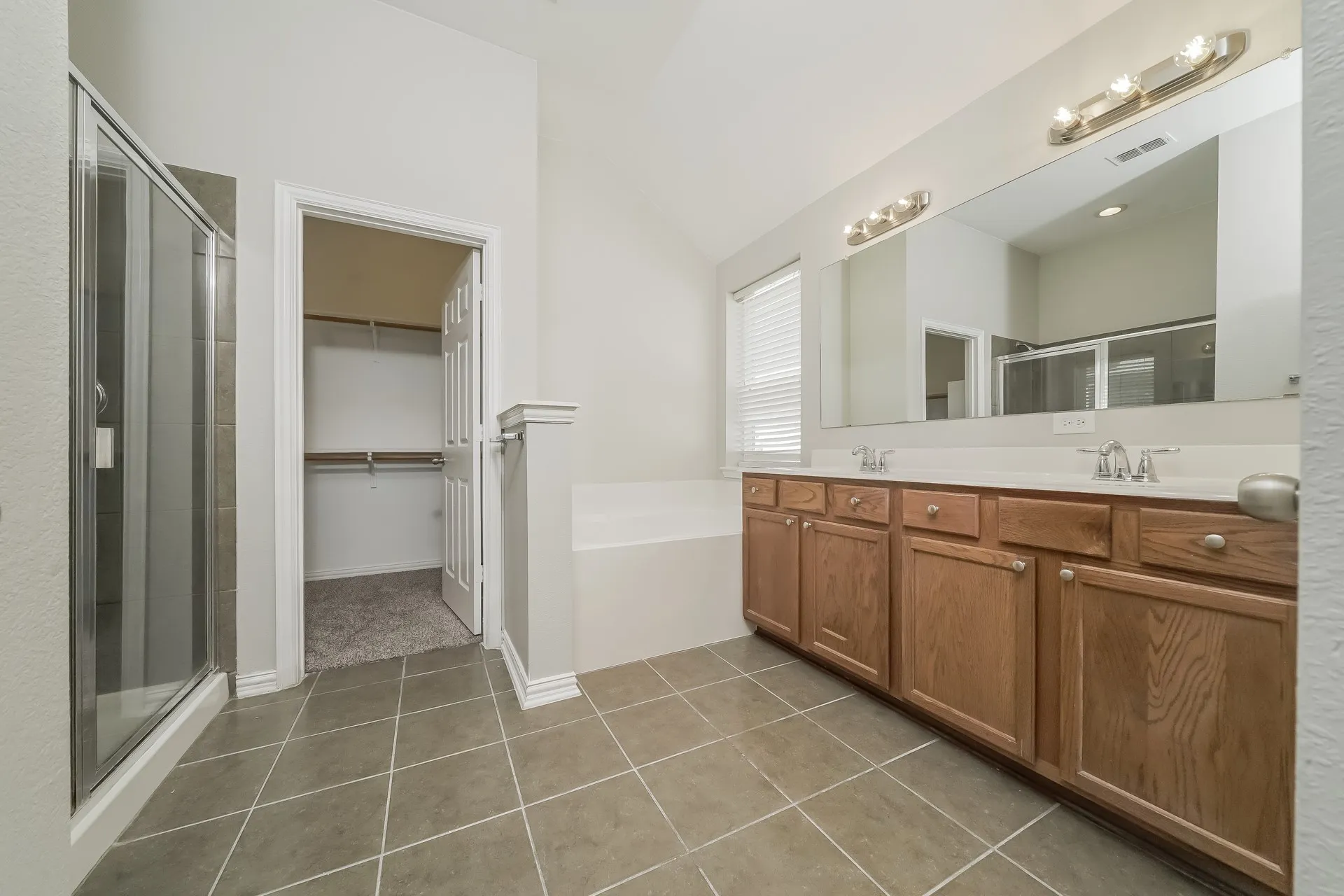 Single Family Residence For Rent in Denton County , 1521 TOUCAN Drive, Little Elm, Texas 75068, 3 Bedroom, 2 Bathroom, 2 Garage spaces, 1,661 Sqft, built in 2010, mls#21366763, Real Estate Agent in Little Elm, Homes For Rent in Denton county, Homes For Rent in Little Elm, Realtor in Little Elm Texas, Real Estate Brokerage Independent Realty Texas, Luminita Cordes Realtor