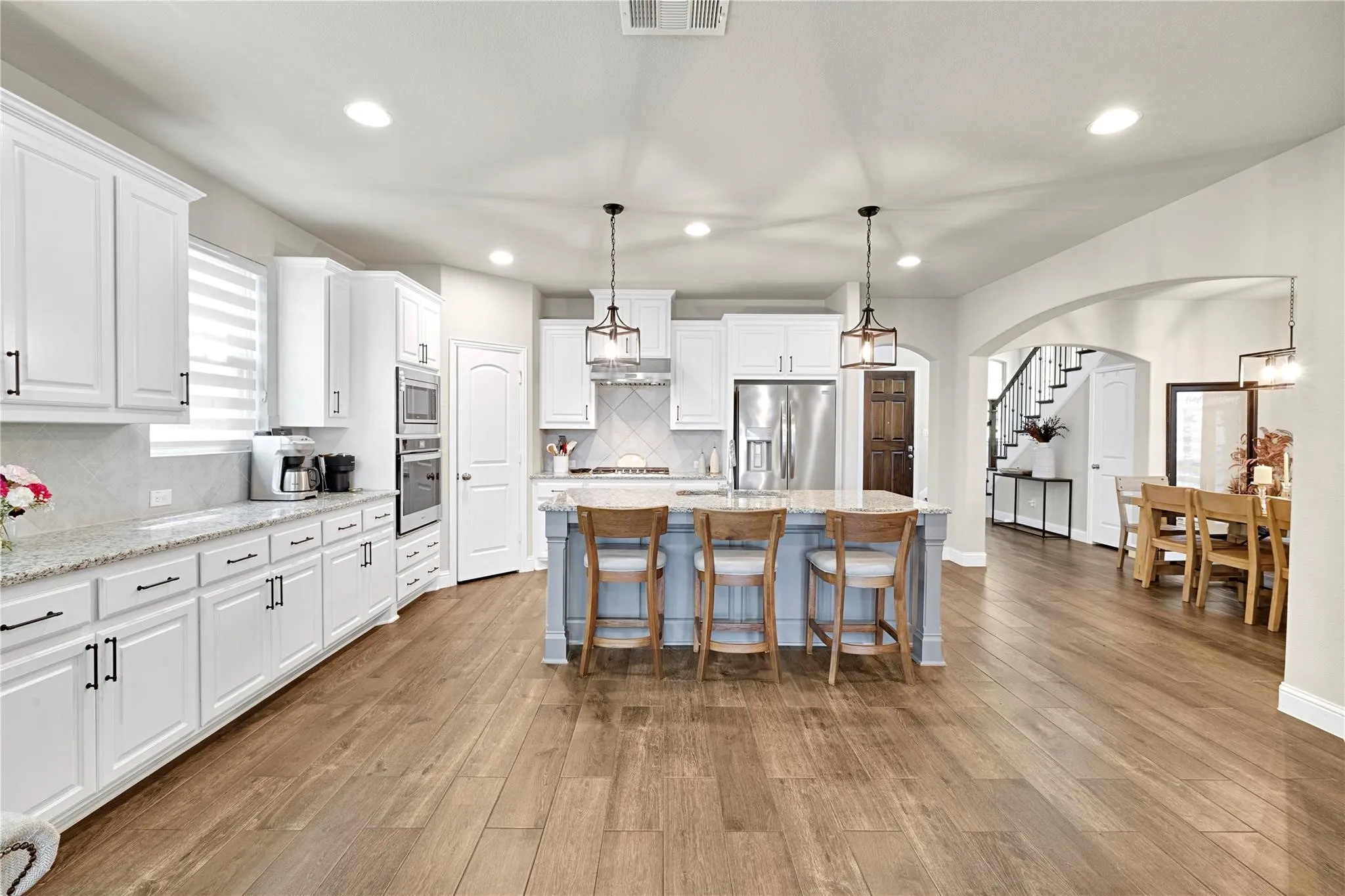 Single Family Residence For Sale in Denton County , 4528 Oriel Lane, Carrollton, Texas 75010, 3 Bedroom, 3 Bathroom, 2 Garage spaces, 2,611 Sqft, built in 2018, mls#21366744, Real Estate Agent in Carrollton, Homes For Sale in Denton county, Homes For Sale in Carrollton, Realtor in Carrollton Texas, Real Estate Brokerage Independent Realty Texas, Luminita Cordes Realtor
