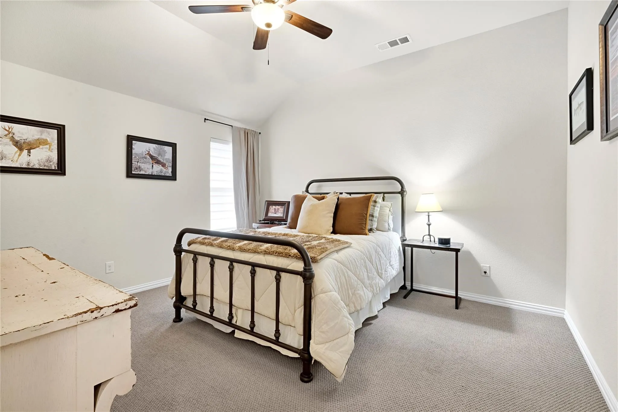 Single Family Residence For Sale in Denton County , 4528 Oriel Lane, Carrollton, Texas 75010, 3 Bedroom, 3 Bathroom, 2 Garage spaces, 2,611 Sqft, built in 2018, mls#21366744, Real Estate Agent in Carrollton, Homes For Sale in Denton county, Homes For Sale in Carrollton, Realtor in Carrollton Texas, Real Estate Brokerage Independent Realty Texas, Luminita Cordes Realtor