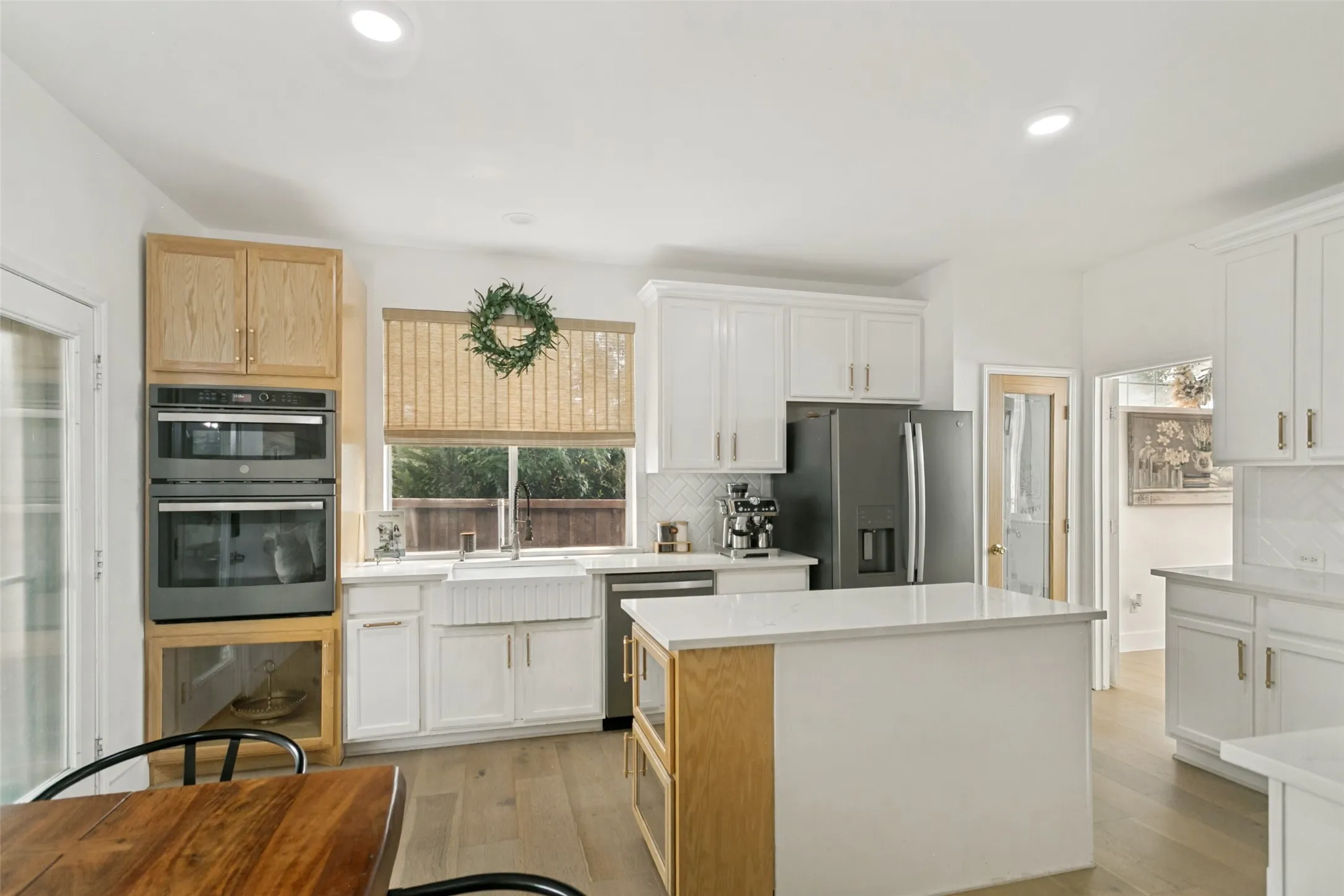 Single Family Residence For Sale in Collin County , 3321 Stone Glen Drive, Plano, Texas 75074, 4 Bedroom, 3 Bathroom, 2 Garage spaces, 2,881 Sqft, built in 1999, mls#21363443, Real Estate Agent in Plano, Homes For Sale in Collin county, Homes For Sale in Plano, Realtor in Plano Texas, Real Estate Brokerage Independent Realty Texas, Luminita Cordes Realtor