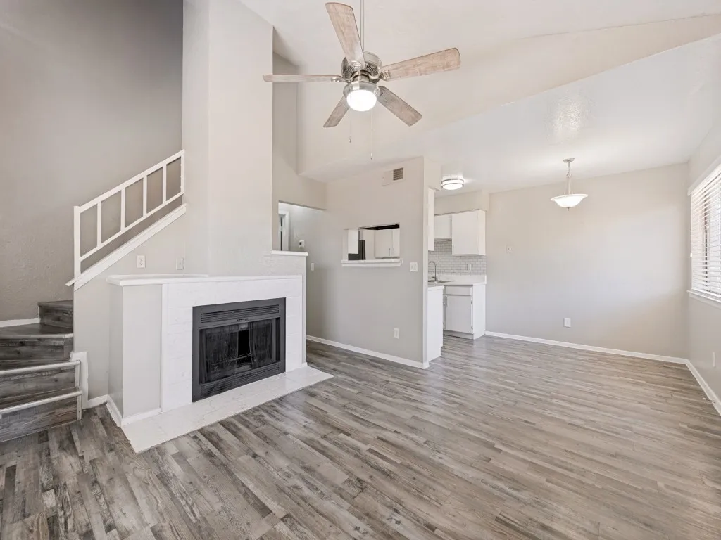 Condominium For Sale in Tarrant County , 1122 Millview Drive 702, Arlington, Texas 76012, 3 Bedroom, 2 Bathroom, Garage spaces, 1,199 Sqft, built in 1984, Price $145,000, mls#21366766, Real Estate Agent in Arlington, Homes For Sale in Tarrant county, Homes For Sale in Arlington, Realtor in Arlington Texas, Real Estate Brokerage Independent Realty Texas, Luminita Cordes Realtor
