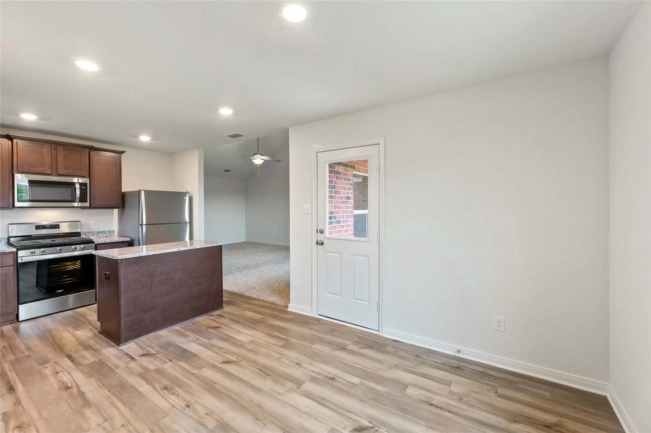 Single Family Residence For Rent in Kaufman County , 3006 Winscott Lane, Forney, Texas 75126, 3 Bedroom, 2 Bathroom, 2 Garage spaces, 1,681 Sqft, built in 2021, Price $2,350, mls#21366772, Real Estate Agent in Forney, Homes For Rent in Kaufman county, Homes For Rent in Forney, Realtor in Forney Texas, Real Estate Brokerage Independent Realty Texas, Luminita Cordes Realtor