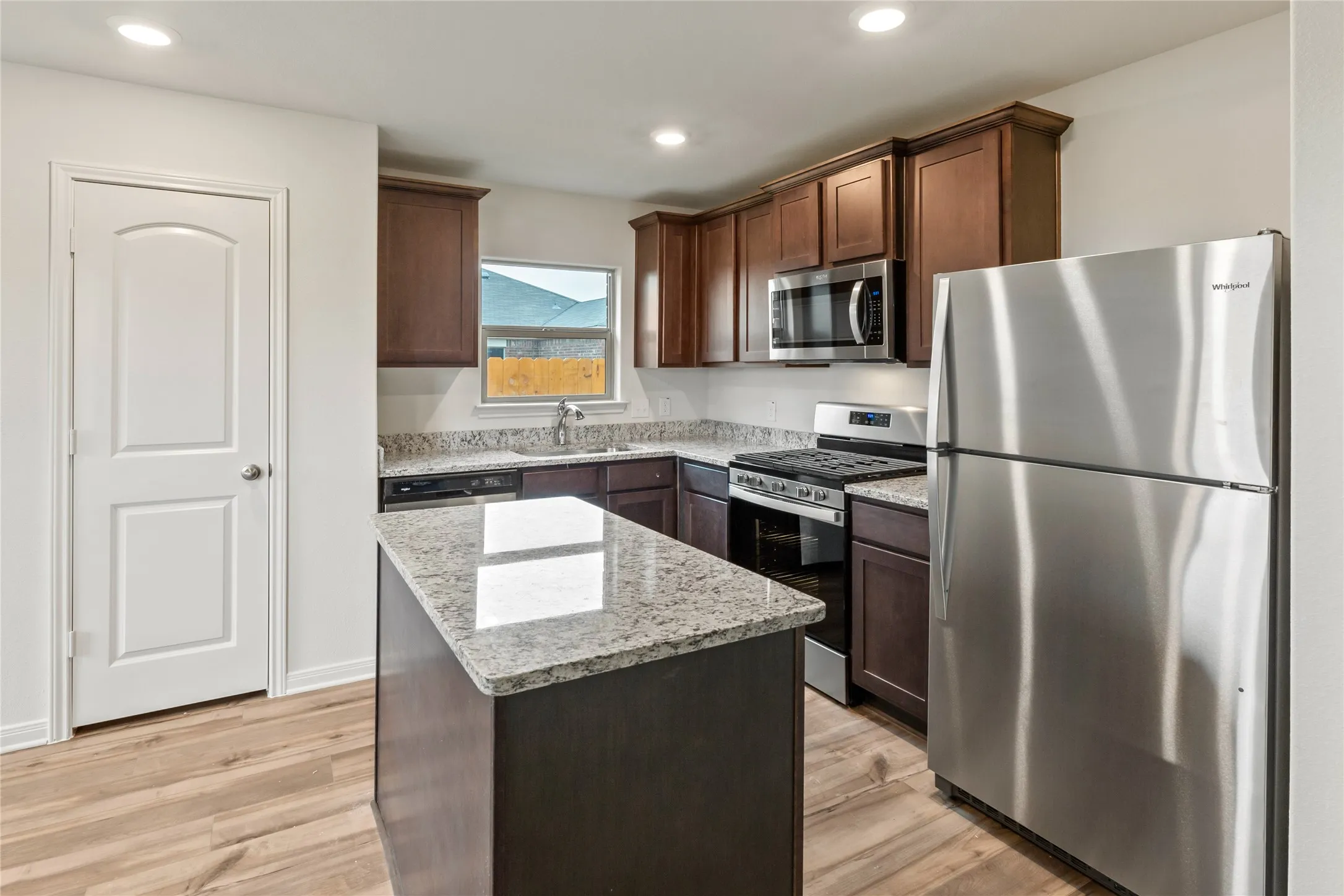 Single Family Residence For Rent in Kaufman County , 3006 Winscott Lane, Forney, Texas 75126, 3 Bedroom, 2 Bathroom, 2 Garage spaces, 1,681 Sqft, built in 2021, Price $2,350, mls#21366772, Real Estate Agent in Forney, Homes For Rent in Kaufman county, Homes For Rent in Forney, Realtor in Forney Texas, Real Estate Brokerage Independent Realty Texas, Luminita Cordes Realtor