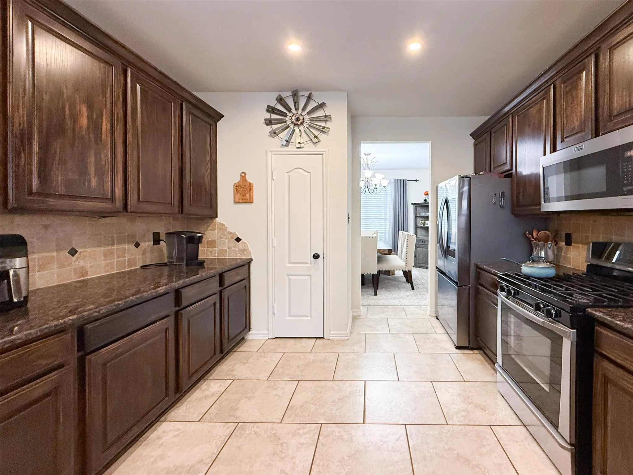 Single Family Residence For Sale in Denton County , 3103 Mason Avenue, Corinth, Texas 76210, 3 Bedroom, 3 Bathroom, 2 Garage spaces, 2,483 Sqft, built in 1998, mls#21365259, Real Estate Agent in Corinth, Homes For Sale in Denton county, Homes For Sale in Corinth, Realtor in Corinth Texas, Real Estate Brokerage Independent Realty Texas, Luminita Cordes Realtor