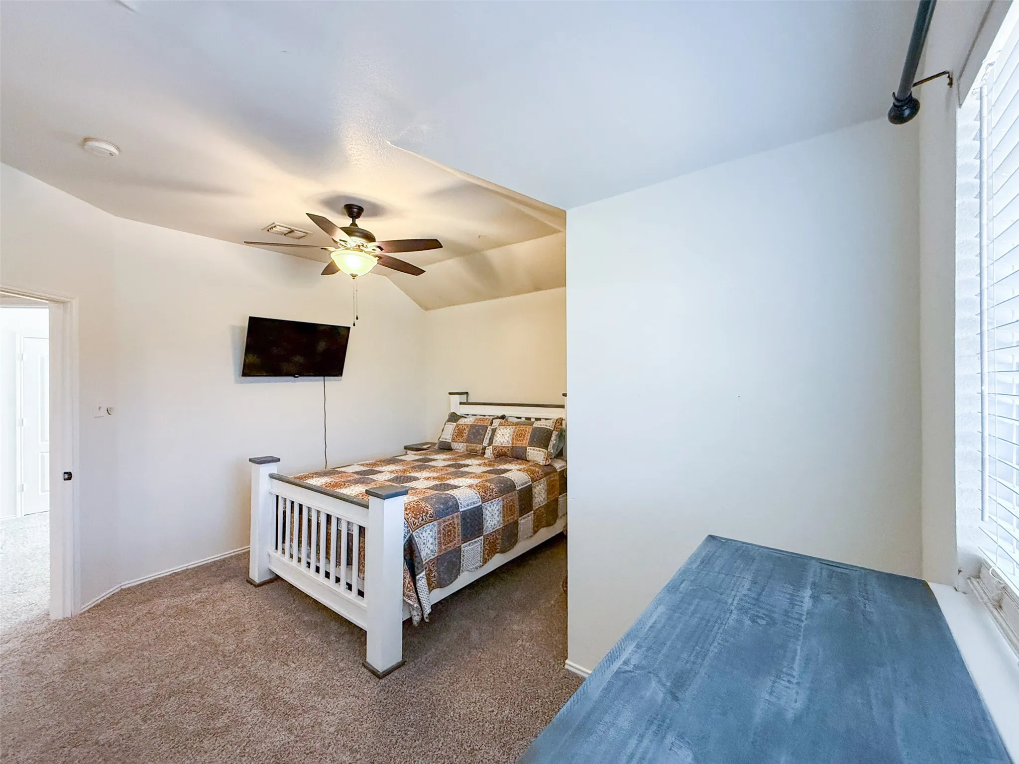 Single Family Residence For Sale in Denton County , 3103 Mason Avenue, Corinth, Texas 76210, 3 Bedroom, 3 Bathroom, 2 Garage spaces, 2,483 Sqft, built in 1998, mls#21365259, Real Estate Agent in Corinth, Homes For Sale in Denton county, Homes For Sale in Corinth, Realtor in Corinth Texas, Real Estate Brokerage Independent Realty Texas, Luminita Cordes Realtor