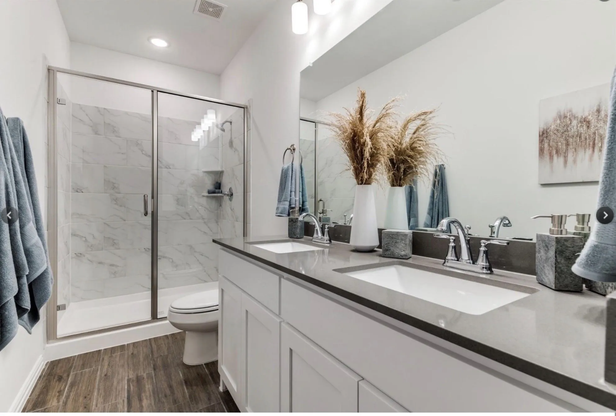 Single Family Residence For Sale in Tarrant County , 5114 Heritage Street, Haltom City, Texas 76117, 2 Bedroom, 2 Bathroom, 1 Garage spaces, 1,067 Sqft, built in 2022, mls#21366752, Real Estate Agent in Haltom City, Homes For Sale in Tarrant county, Homes For Sale in Haltom City, Realtor in Haltom City Texas, Real Estate Brokerage Independent Realty Texas, Luminita Cordes Realtor