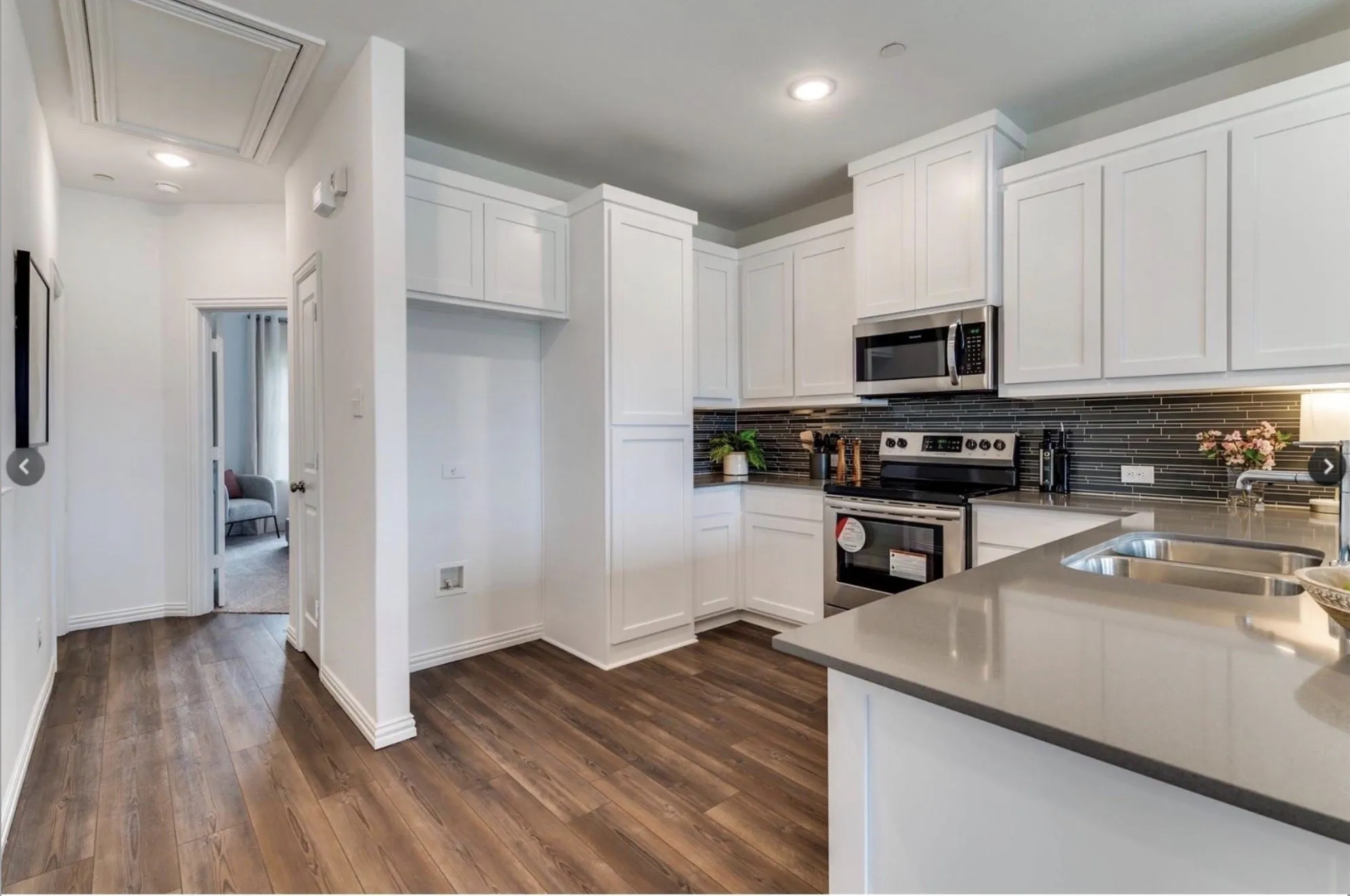 Single Family Residence For Sale in Tarrant County , 5114 Heritage Street, Haltom City, Texas 76117, 2 Bedroom, 2 Bathroom, 1 Garage spaces, 1,067 Sqft, built in 2022, mls#21366752, Real Estate Agent in Haltom City, Homes For Sale in Tarrant county, Homes For Sale in Haltom City, Realtor in Haltom City Texas, Real Estate Brokerage Independent Realty Texas, Luminita Cordes Realtor