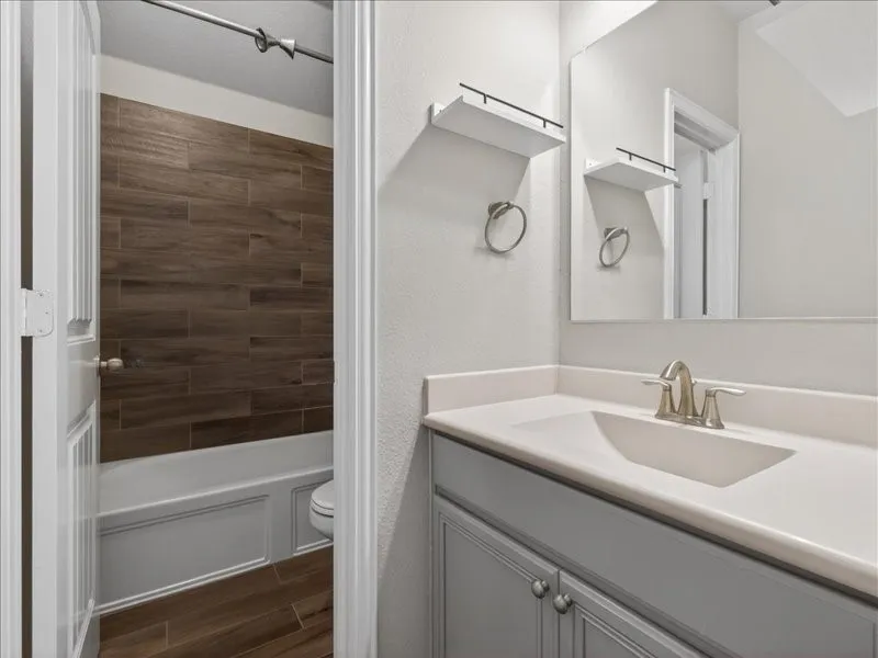 Single Family Residence For Rent in Denton County , 16020 Holly Creek, Prosper, Texas 75078, 3 Bedroom, 3 Bathroom, 2 Garage spaces, 2,143 Sqft, built in 2017, mls#21366778, Real Estate Agent in Prosper, Homes For Rent in Denton county, Homes For Rent in Prosper, Realtor in Prosper Texas, Real Estate Brokerage Independent Realty Texas, Luminita Cordes Realtor