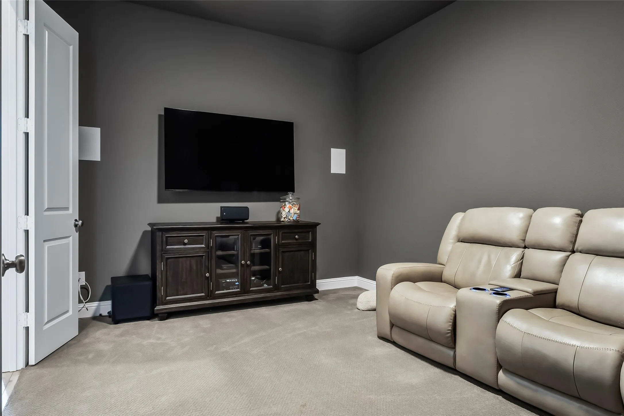 Single Family Residence For Rent in Denton County , 1113 12th Street, Argyle, Texas 76226, 4 Bedroom, 3 Bathroom, 2 Garage spaces, 3,225 Sqft, built in 2020, mls#21362253, Real Estate Agent in Argyle, Homes For Rent in Denton county, Homes For Rent in Argyle, Realtor in Argyle Texas, Real Estate Brokerage Independent Realty Texas, Luminita Cordes Realtor