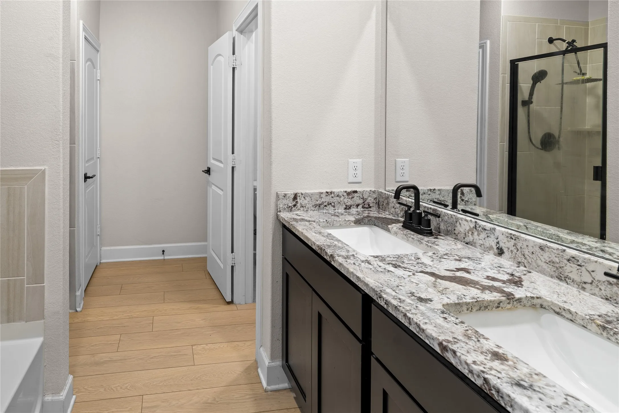 Single Family Residence For Sale in Collin County , 1200 Windermere Way, Princeton, Texas 75407, 5 Bedroom, 3 Bathroom, 2 Garage spaces, 2,533 Sqft, built in 2022, mls#21365671, Real Estate Agent in Princeton, Homes For Sale in Collin county, Homes For Sale in Princeton, Realtor in Princeton Texas, Real Estate Brokerage Independent Realty Texas, Luminita Cordes Realtor