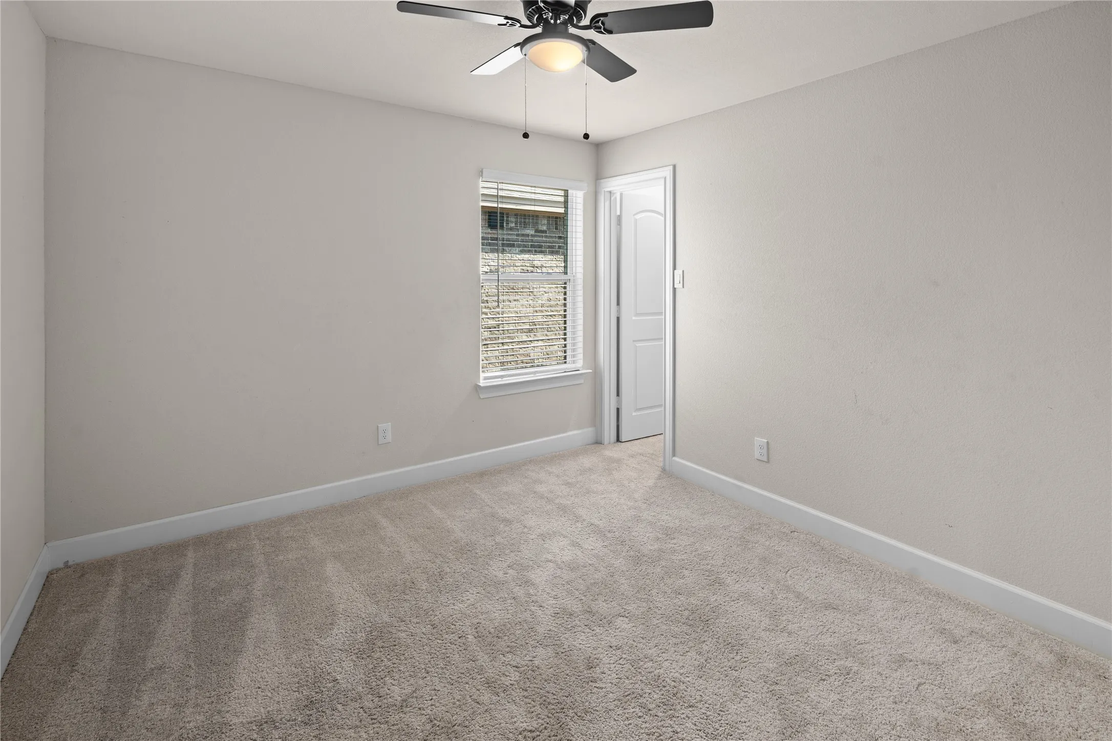 Single Family Residence For Sale in Collin County , 1200 Windermere Way, Princeton, Texas 75407, 5 Bedroom, 3 Bathroom, 2 Garage spaces, 2,533 Sqft, built in 2022, mls#21365671, Real Estate Agent in Princeton, Homes For Sale in Collin county, Homes For Sale in Princeton, Realtor in Princeton Texas, Real Estate Brokerage Independent Realty Texas, Luminita Cordes Realtor