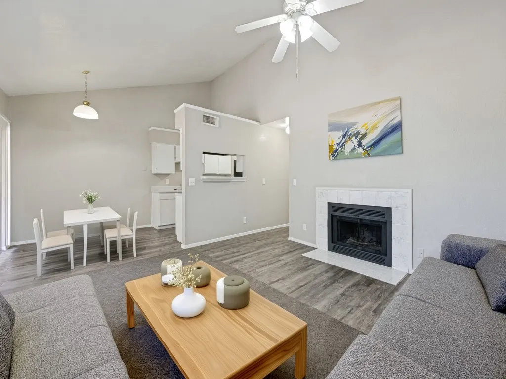 Condominium For Sale in Tarrant County , 1122 Millview Drive 704, Arlington, Texas 76012, 2 Bedroom, 2 Bathroom, Garage spaces, 946 Sqft, built in 1984, Price $115,000, mls#21366780, Real Estate Agent in Arlington, Homes For Sale in Tarrant county, Homes For Sale in Arlington, Realtor in Arlington Texas, Real Estate Brokerage Independent Realty Texas, Luminita Cordes Realtor
