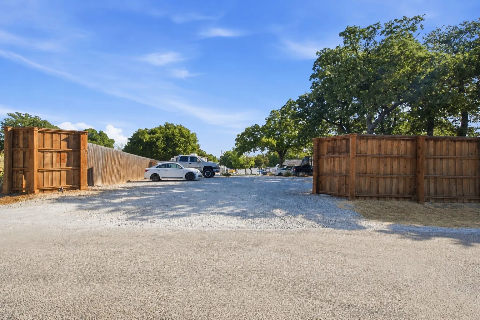 Business For Sale in Tarrant County , 7170 Briar Road, Azle, Texas 76020, 0, 0, Garage spaces, 0 Sqft, built in 0, mls#21365358, Real Estate Agent in Azle, Homes For Sale in Tarrant county, Homes For Sale in Azle, Realtor in Azle Texas, Real Estate Brokerage Independent Realty Texas, Luminita Cordes Realtor