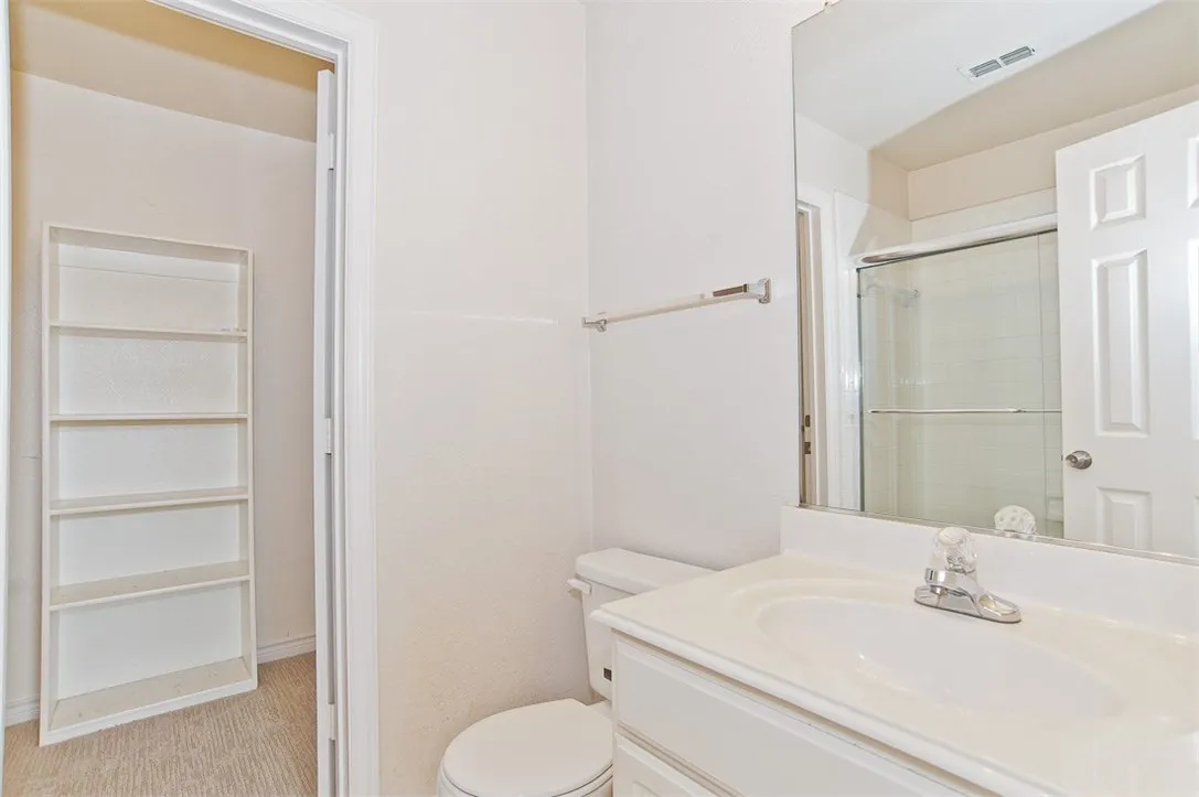 Single Family Residence For Rent in Collin County , 4113 Saltburn Drive, Plano, Texas 75093, 5 Bedroom, 4 Bathroom, 3 Garage spaces, 3,926 Sqft, built in 1997, Price $5,800, mls#21366789, Real Estate Agent in Plano, Homes For Rent in Collin county, Homes For Rent in Plano, Realtor in Plano Texas, Real Estate Brokerage Independent Realty Texas, Luminita Cordes Realtor