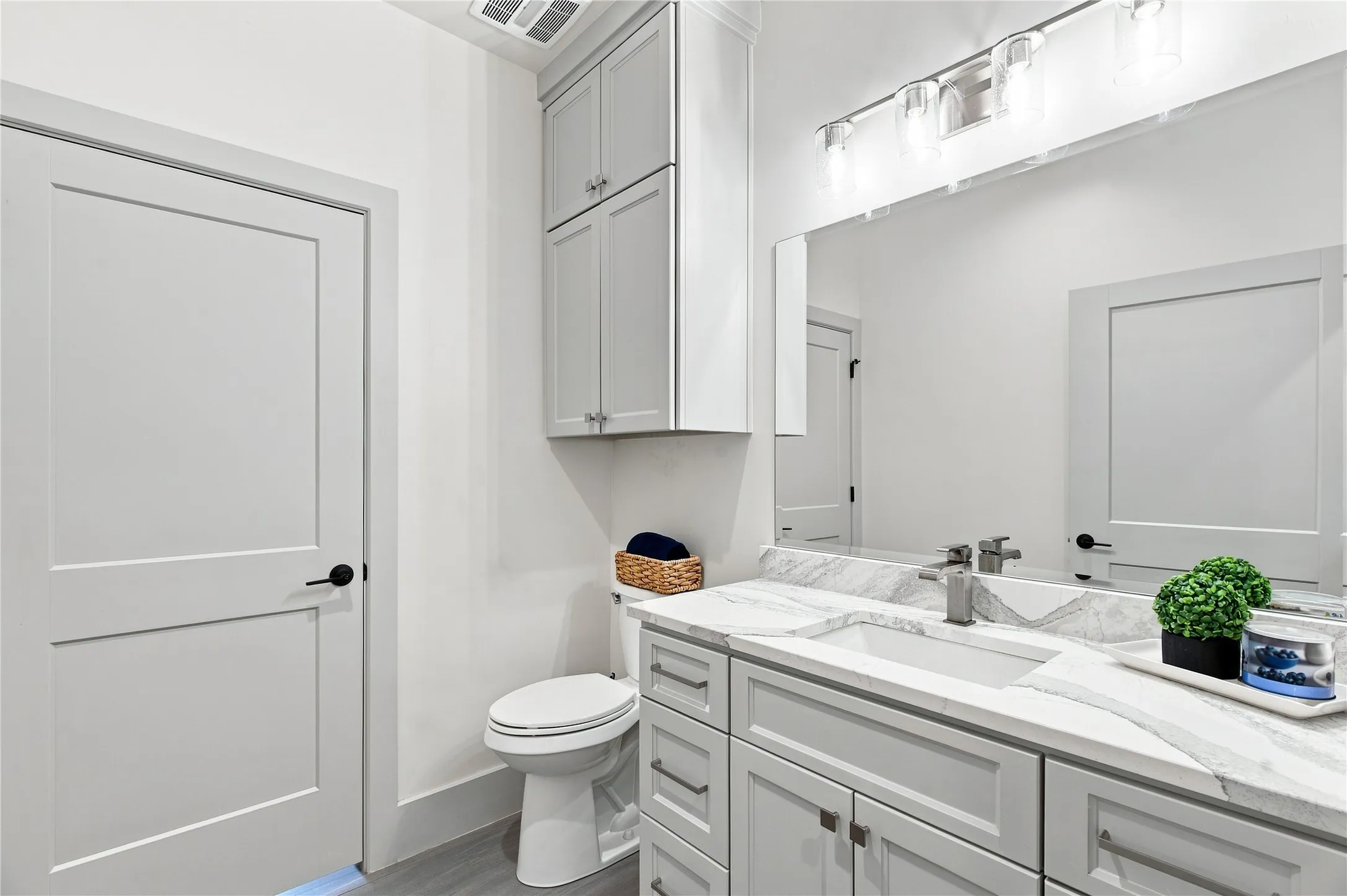 Single Family Residence For Sale in Hood County , 2223 Grass Roots Road, Tolar, Texas 76476, 4 Bedroom, 5 Bathroom, 2 Garage spaces, 3,618 Sqft, built in 2024, Price $1,290,000, mls#21363218, Real Estate Agent in Tolar, Homes For Sale in Hood county, Homes For Sale in Tolar, Realtor in Tolar Texas, Real Estate Brokerage Independent Realty Texas, Luminita Cordes Realtor