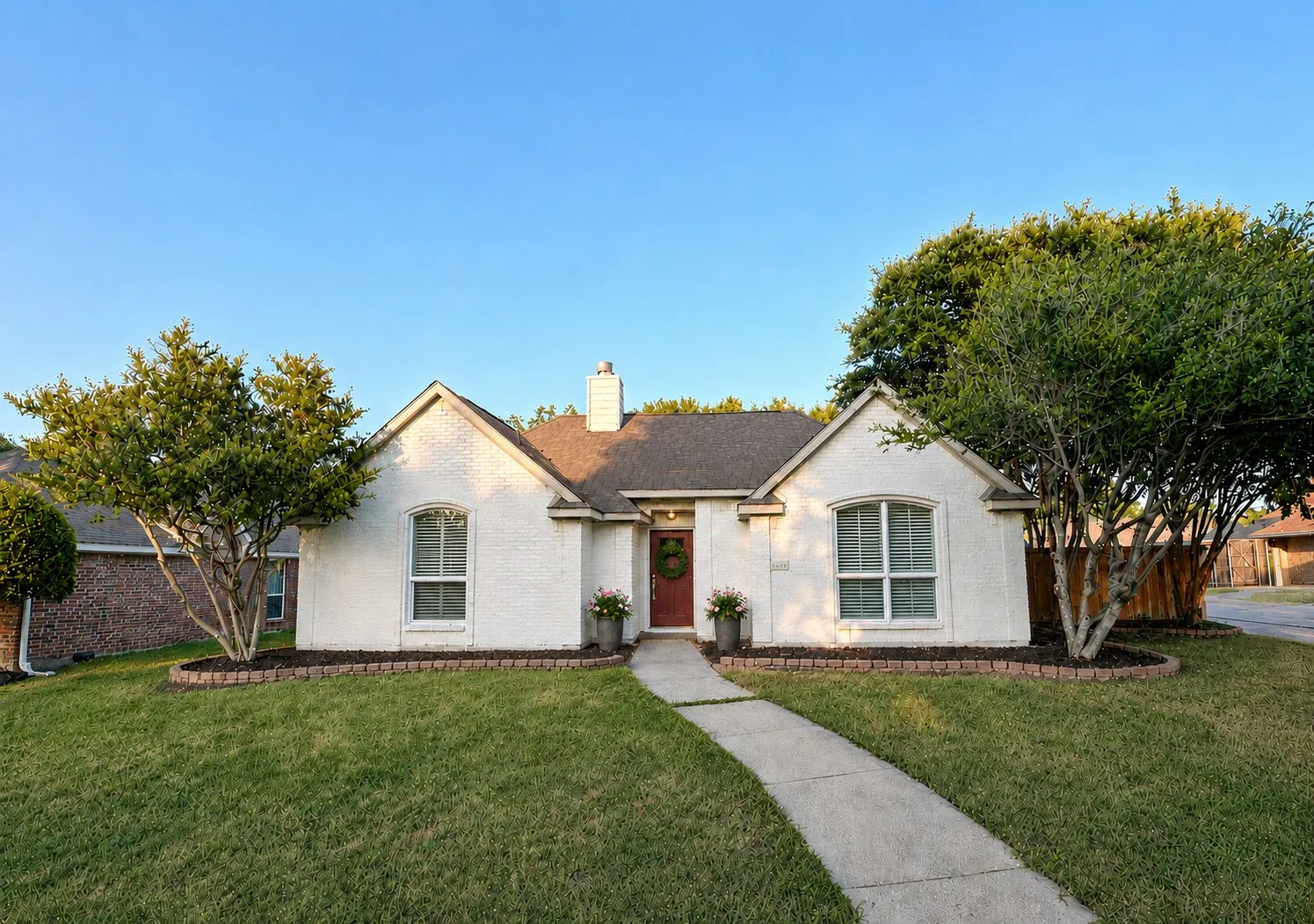 Single Family Residence For Sale in Collin County , 6608 Macintosh Drive, Plano, Texas 75023, 3 Bedroom, 2 Bathroom, 2 Garage spaces, 1,397 Sqft, built in 1997, mls#21362751, Real Estate Agent in Plano, Homes For Sale in Collin county, Homes For Sale in Plano, Realtor in Plano Texas, Real Estate Brokerage Independent Realty Texas, Luminita Cordes Realtor