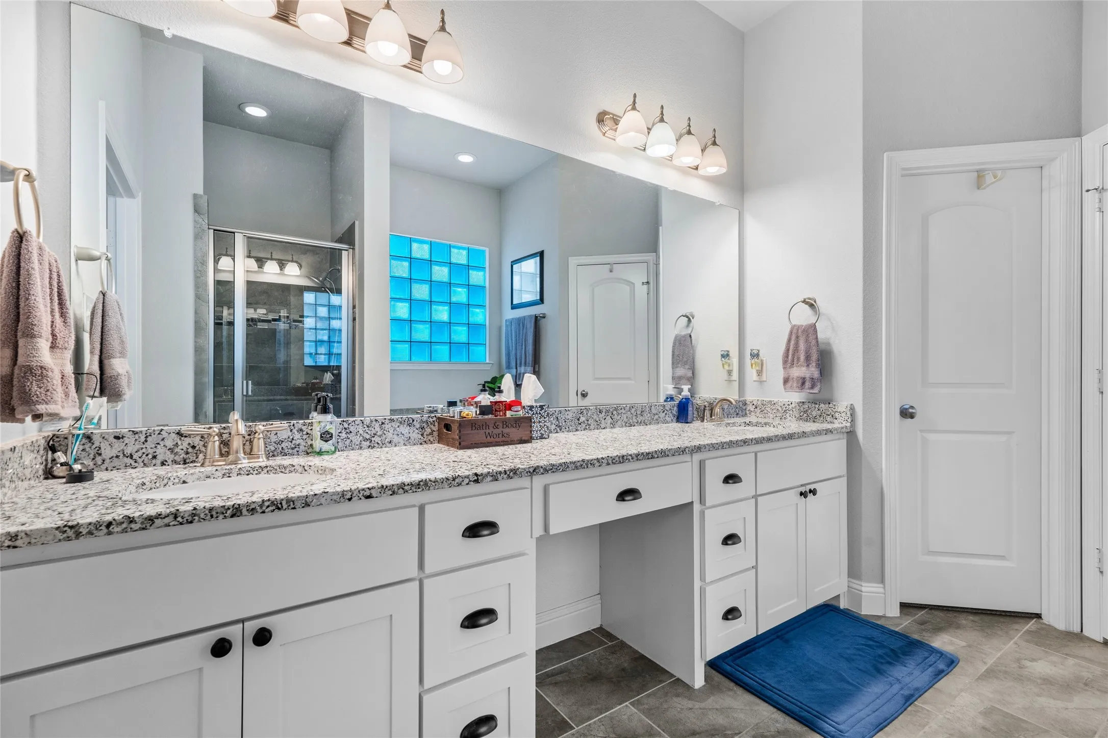 Single Family Residence For Rent in Dallas County , 725 Hammond Street, Coppell, Texas 75019, 3 Bedroom, 3 Bathroom, 2 Garage spaces, 2,500 Sqft, built in 2017, mls#21366784, Real Estate Agent in Coppell, Homes For Rent in Dallas county, Homes For Rent in Coppell, Realtor in Coppell Texas, Real Estate Brokerage Independent Realty Texas, Luminita Cordes Realtor