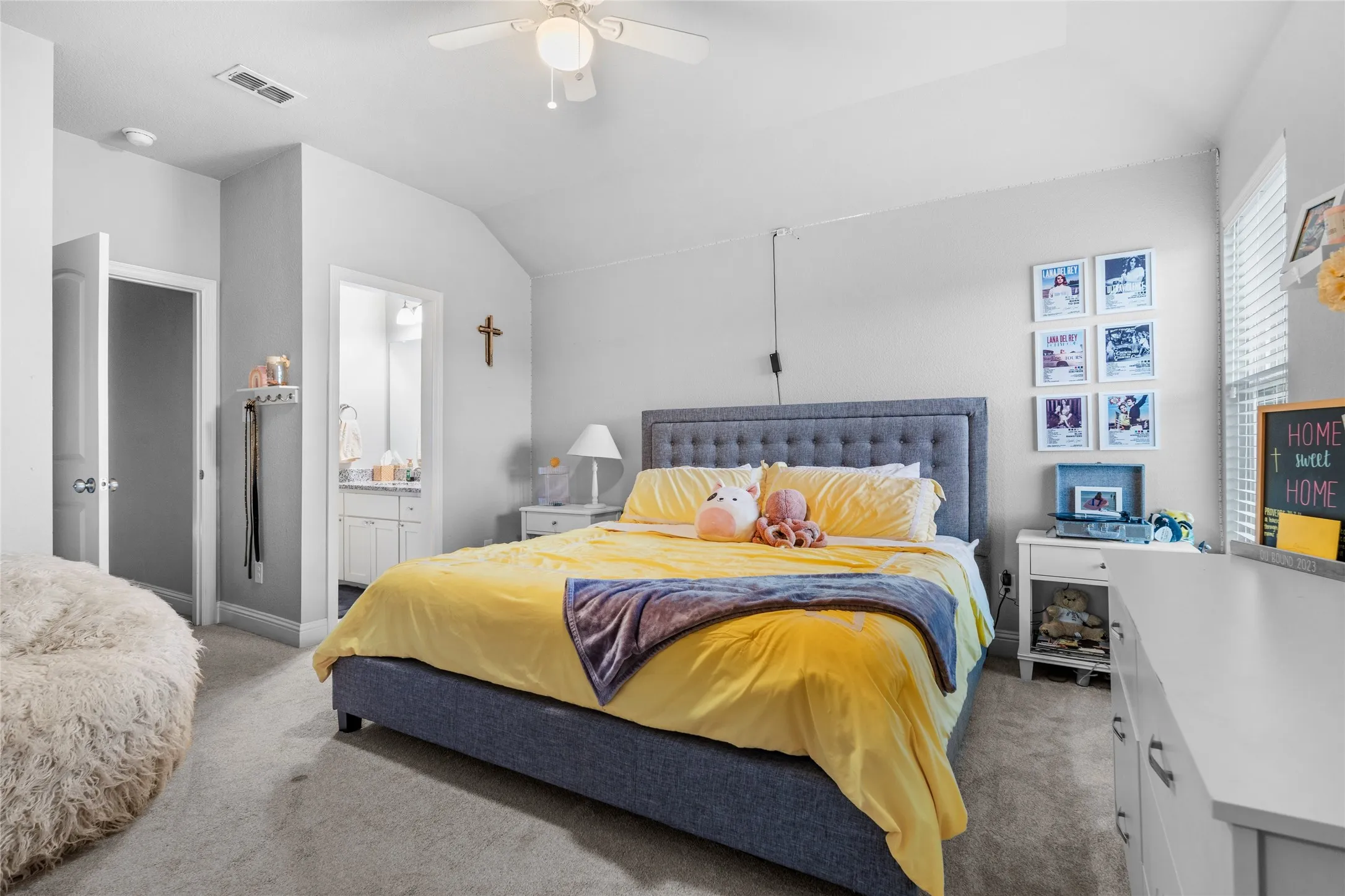 Single Family Residence For Rent in Dallas County , 725 Hammond Street, Coppell, Texas 75019, 3 Bedroom, 3 Bathroom, 2 Garage spaces, 2,500 Sqft, built in 2017, mls#21366784, Real Estate Agent in Coppell, Homes For Rent in Dallas county, Homes For Rent in Coppell, Realtor in Coppell Texas, Real Estate Brokerage Independent Realty Texas, Luminita Cordes Realtor