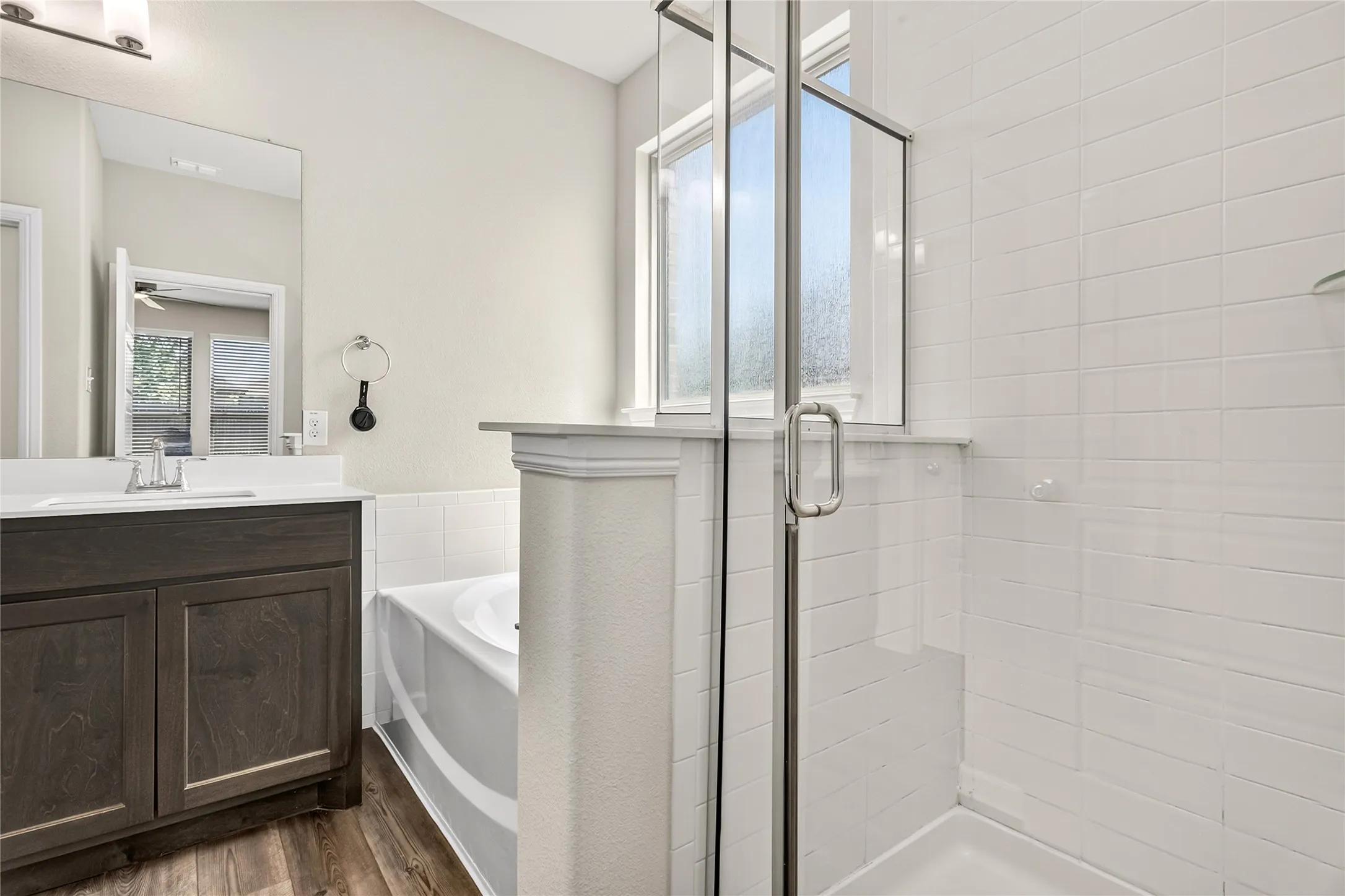 Single Family Residence For Sale in Collin County , 628 Hidden Cove Drive, Princeton, Texas 75407, 4 Bedroom, 3 Bathroom, 2 Garage spaces, 2,436 Sqft, built in 2019, mls#21366559, Real Estate Agent in Princeton, Homes For Sale in Collin county, Homes For Sale in Princeton, Realtor in Princeton Texas, Real Estate Brokerage Independent Realty Texas, Luminita Cordes Realtor