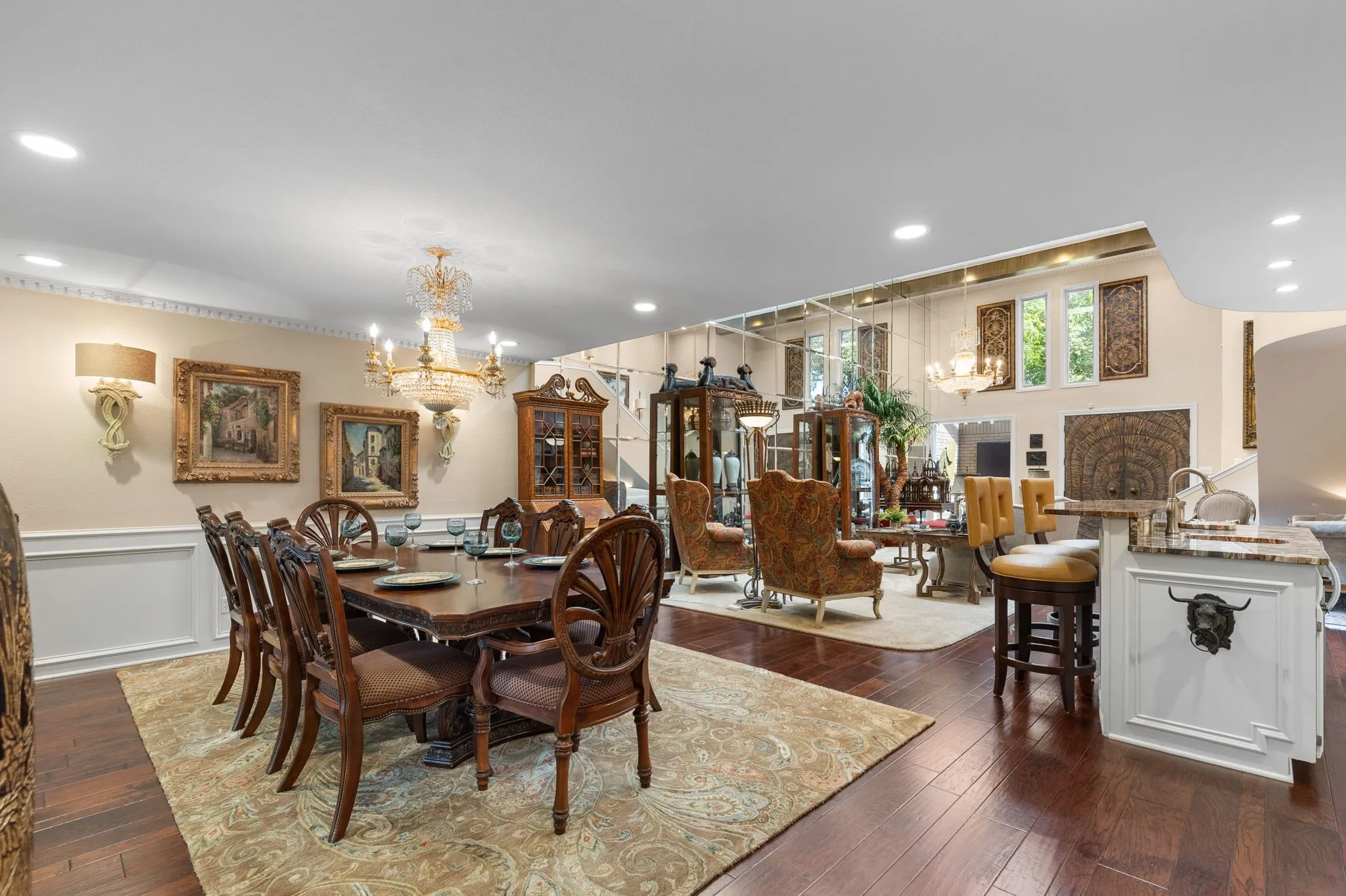 Condominium For Sale in Wichita County , 14 Waverly Place, Wichita Falls, Texas 76301, 6 Bedroom, 7 Bathroom, 2 Garage spaces, 4,598 Sqft, built in 1981, mls#21366800, Real Estate Agent in Wichita Falls, Homes For Sale in Wichita county, Homes For Sale in Wichita Falls, Realtor in Wichita Falls Texas, Real Estate Brokerage Independent Realty Texas, Luminita Cordes Realtor