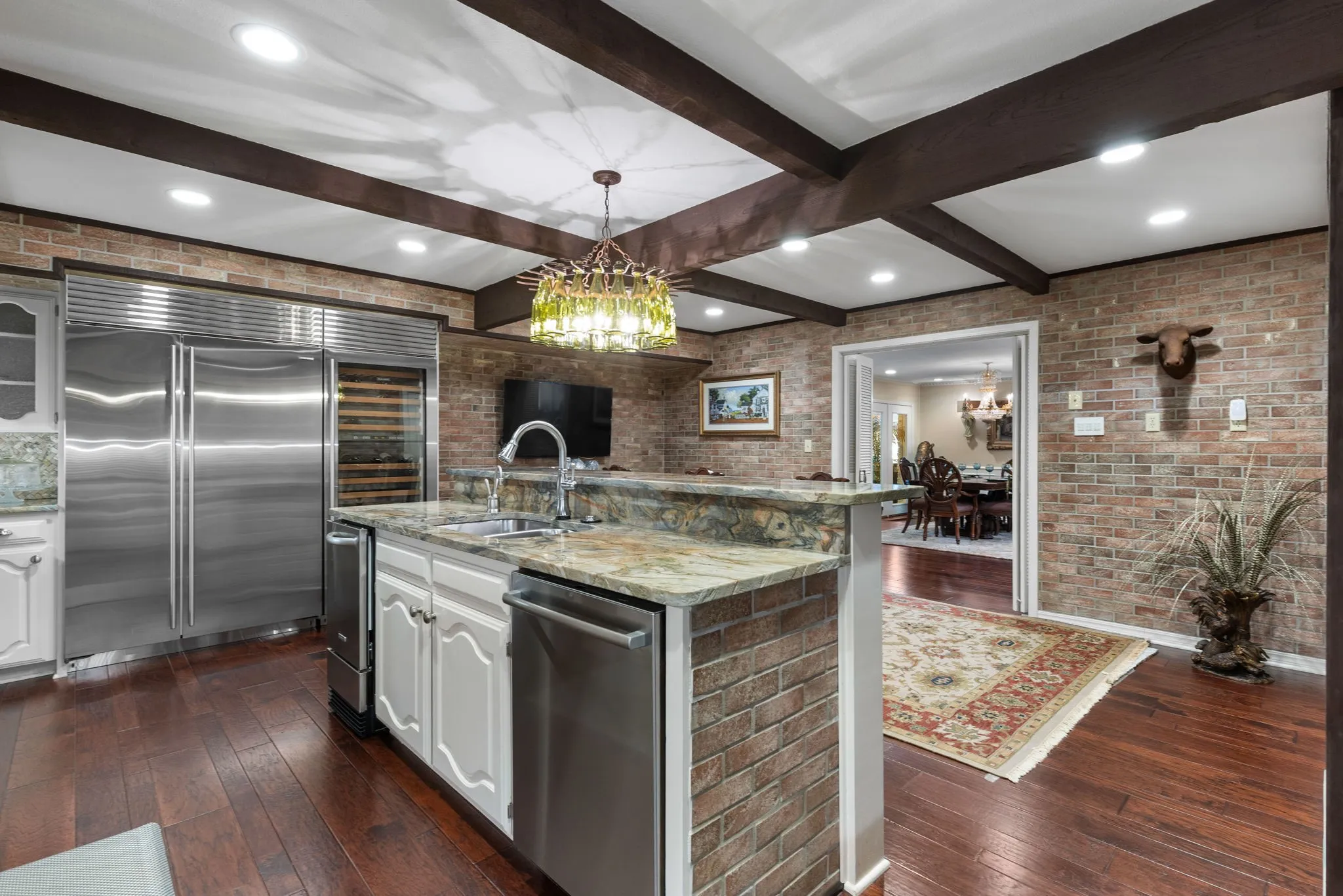 Condominium For Sale in Wichita County , 14 Waverly Place, Wichita Falls, Texas 76301, 6 Bedroom, 7 Bathroom, 2 Garage spaces, 4,598 Sqft, built in 1981, mls#21366800, Real Estate Agent in Wichita Falls, Homes For Sale in Wichita county, Homes For Sale in Wichita Falls, Realtor in Wichita Falls Texas, Real Estate Brokerage Independent Realty Texas, Luminita Cordes Realtor