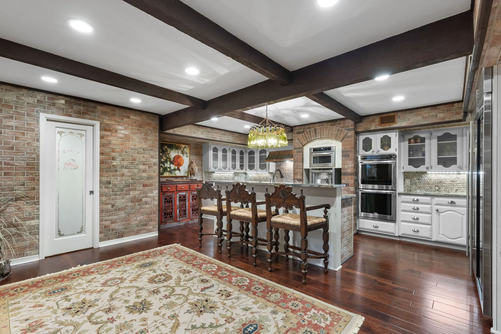 Condominium For Sale in Wichita County , 14 Waverly Place, Wichita Falls, Texas 76301, 6 Bedroom, 7 Bathroom, 2 Garage spaces, 4,598 Sqft, built in 1981, mls#21366800, Real Estate Agent in Wichita Falls, Homes For Sale in Wichita county, Homes For Sale in Wichita Falls, Realtor in Wichita Falls Texas, Real Estate Brokerage Independent Realty Texas, Luminita Cordes Realtor