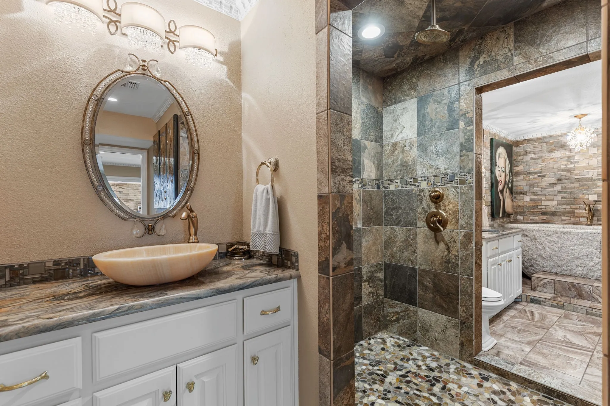 Condominium For Sale in Wichita County , 14 Waverly Place, Wichita Falls, Texas 76301, 6 Bedroom, 7 Bathroom, 2 Garage spaces, 4,598 Sqft, built in 1981, mls#21366800, Real Estate Agent in Wichita Falls, Homes For Sale in Wichita county, Homes For Sale in Wichita Falls, Realtor in Wichita Falls Texas, Real Estate Brokerage Independent Realty Texas, Luminita Cordes Realtor