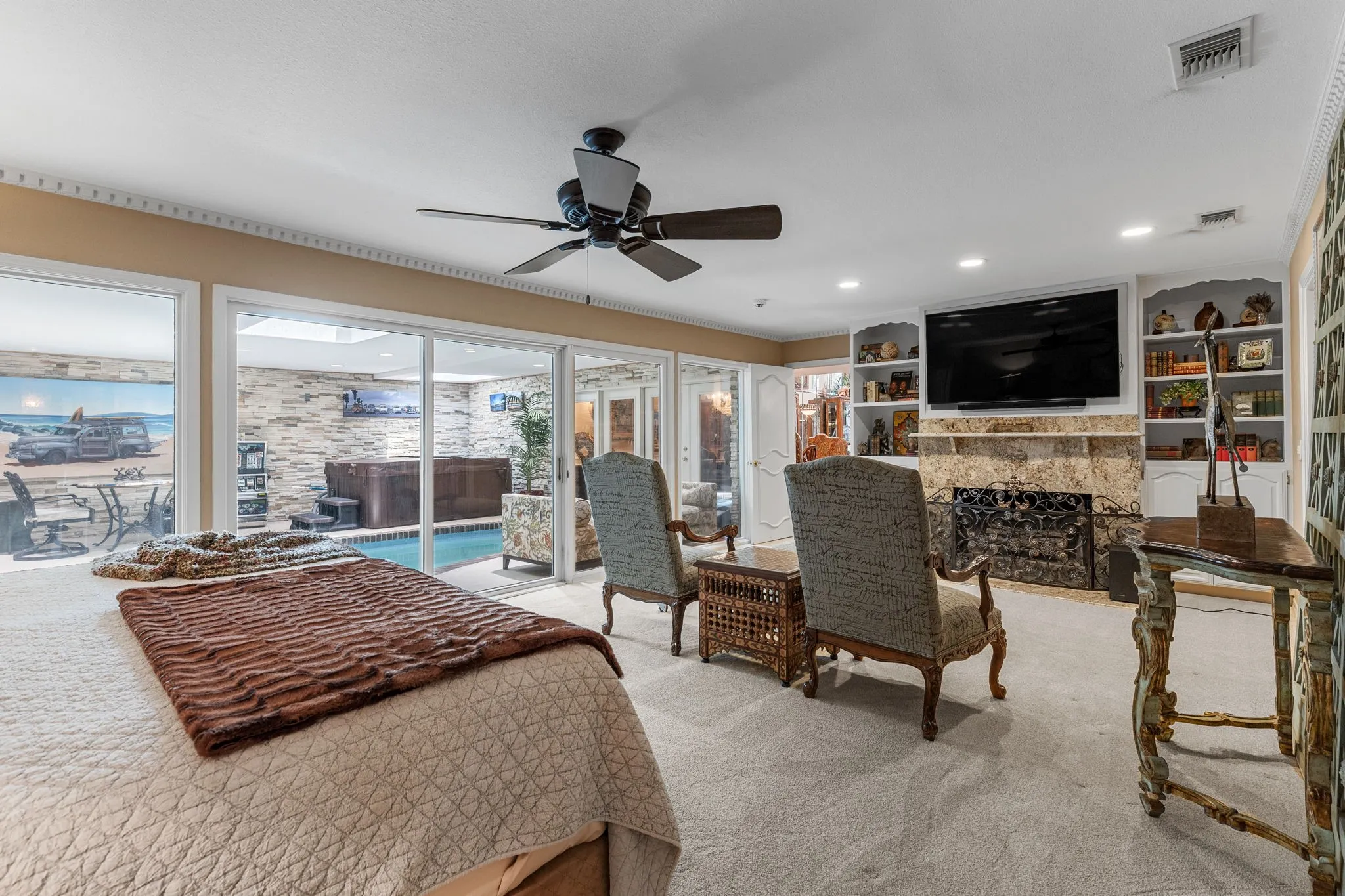 Condominium For Sale in Wichita County , 14 Waverly Place, Wichita Falls, Texas 76301, 6 Bedroom, 7 Bathroom, 2 Garage spaces, 4,598 Sqft, built in 1981, mls#21366800, Real Estate Agent in Wichita Falls, Homes For Sale in Wichita county, Homes For Sale in Wichita Falls, Realtor in Wichita Falls Texas, Real Estate Brokerage Independent Realty Texas, Luminita Cordes Realtor