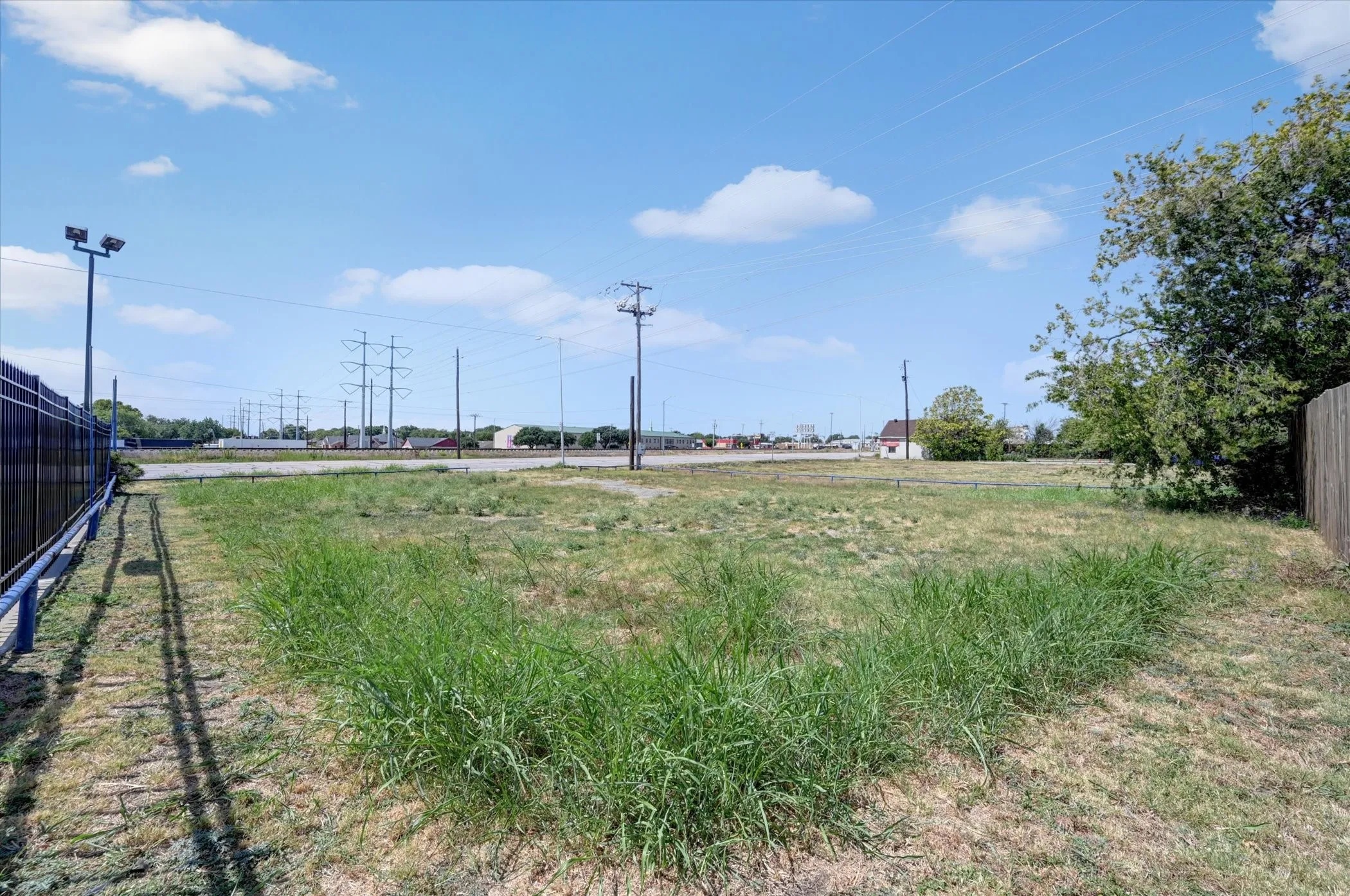 Unimproved Land For Sale in Dallas County , 2126 W Main Street, Grand Prairie, Texas 75050, 0, 0, Garage spaces, 0 Sqft, built in 0, Price $99,000, mls#21366767, Real Estate Agent in Grand Prairie, Homes For Sale in Dallas county, Homes For Sale in Grand Prairie, Realtor in Grand Prairie Texas, Real Estate Brokerage Independent Realty Texas, Luminita Cordes Realtor