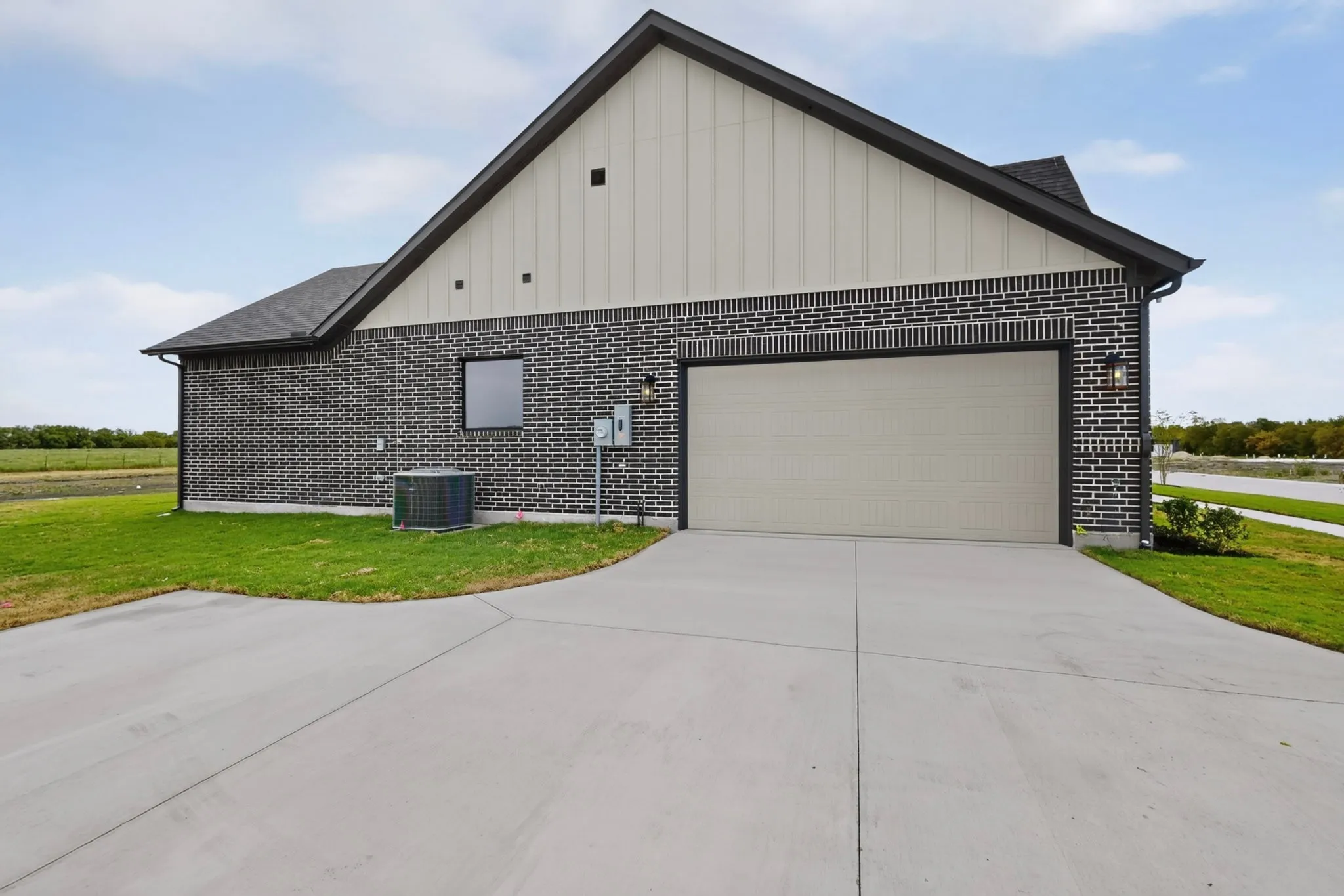 Single Family Residence For Sale in Hunt County , 5410 Sunset Road, Caddo Mills, Texas 75135, 4 Bedroom, 4 Bathroom, 2 Garage spaces, 2,652 Sqft, built in 2026, mls#21366497, Real Estate Agent in Caddo Mills, Homes For Sale in Hunt county, Homes For Sale in Caddo Mills, Realtor in Caddo Mills Texas, Real Estate Brokerage Independent Realty Texas, Luminita Cordes Realtor