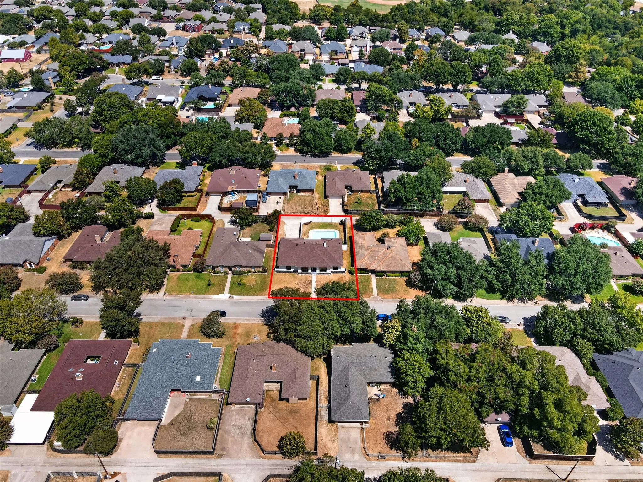 Single Family Residence For Sale in Dallas County , 319 Hummingbird Lane, Duncanville, Texas 75137, 4 Bedroom, 3 Bathroom, 2 Garage spaces, 2,117 Sqft, built in 1979, mls#21366618, Real Estate Agent in Duncanville, Homes For Sale in Dallas county, Homes For Sale in Duncanville, Realtor in Duncanville Texas, Real Estate Brokerage Independent Realty Texas, Luminita Cordes Realtor
