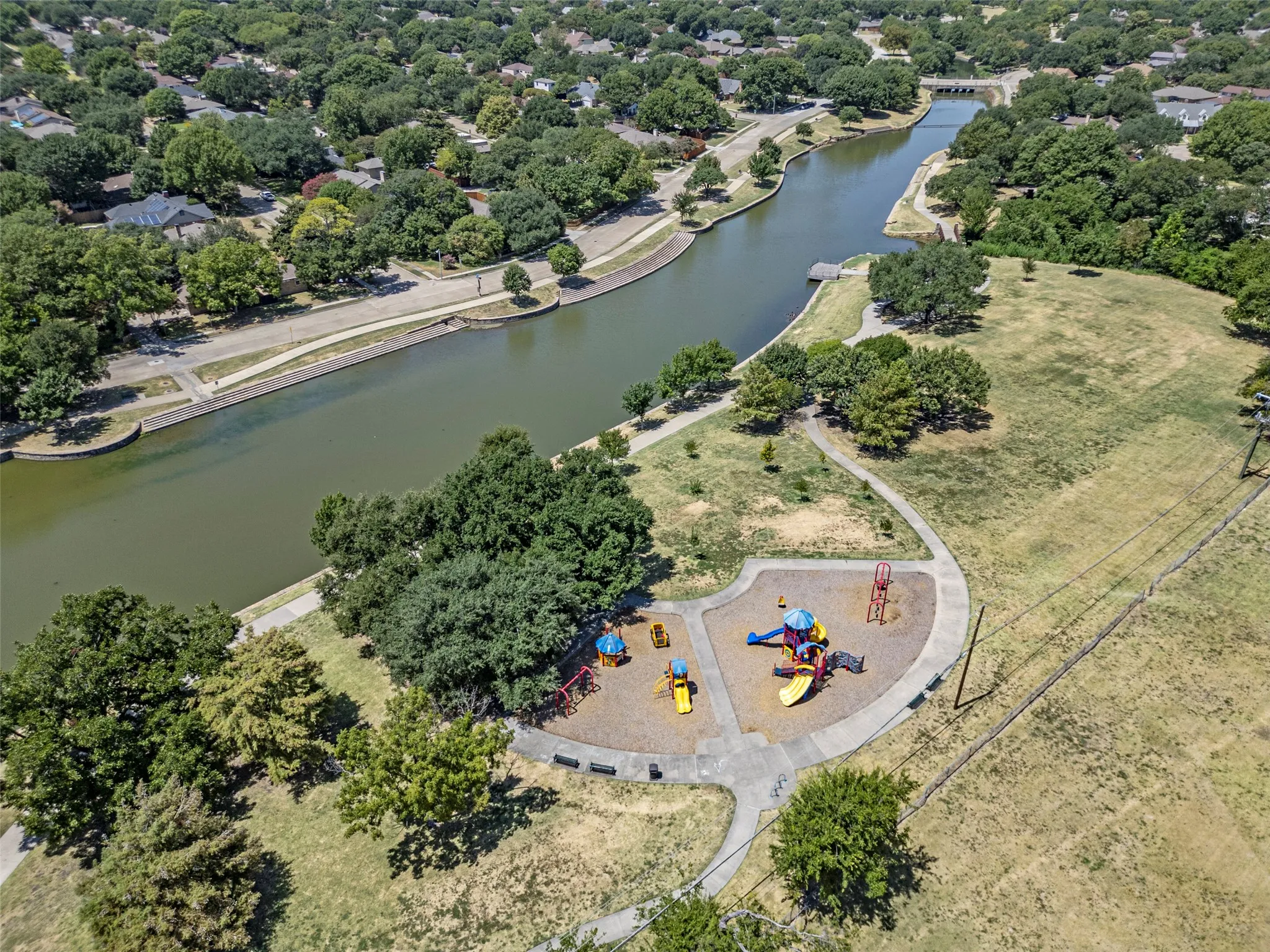 Single Family Residence For Sale in Collin County , 1800 Cross Bend Road, Plano, Texas 75023, 4 Bedroom, 3 Bathroom, 22 Garage spaces, 2,263 Sqft, built in 1976, mls#21366753, Real Estate Agent in Plano, Homes For Sale in Collin county, Homes For Sale in Plano, Realtor in Plano Texas, Real Estate Brokerage Independent Realty Texas, Luminita Cordes Realtor