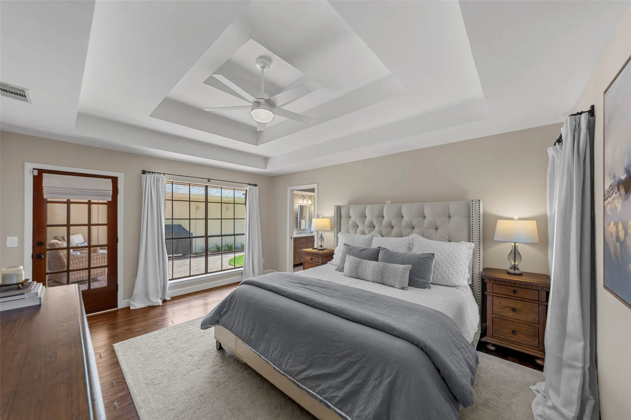 Single Family Residence For Sale in Collin County , 1800 Cross Bend Road, Plano, Texas 75023, 4 Bedroom, 3 Bathroom, 22 Garage spaces, 2,263 Sqft, built in 1976, mls#21366753, Real Estate Agent in Plano, Homes For Sale in Collin county, Homes For Sale in Plano, Realtor in Plano Texas, Real Estate Brokerage Independent Realty Texas, Luminita Cordes Realtor