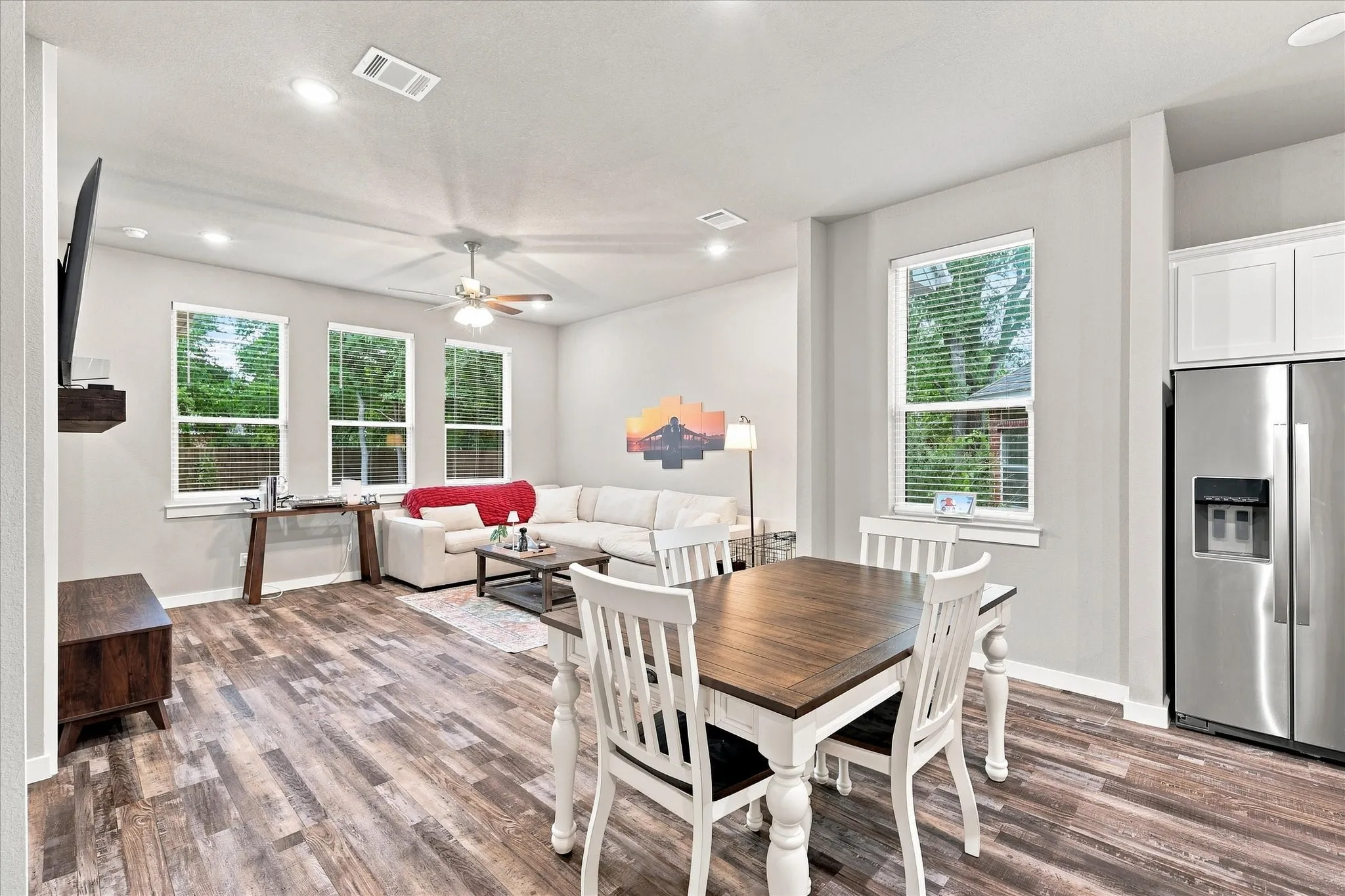 Single Family Residence For Sale in Johnson County , 1001 Oak Valley Road, Burleson, Texas 76028, 3 Bedroom, 2 Bathroom, 2 Garage spaces, 1,841 Sqft, built in 2022, mls#21362449, Real Estate Agent in Burleson, Homes For Sale in Johnson county, Homes For Sale in Burleson, Realtor in Burleson Texas, Real Estate Brokerage Independent Realty Texas, Luminita Cordes Realtor